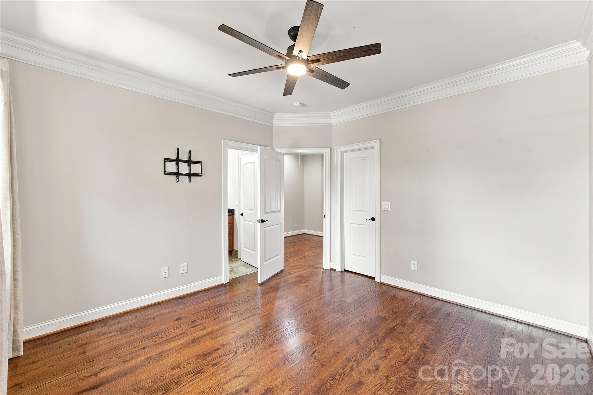 2455 Shiny Leaf Drive Property Photo 36
