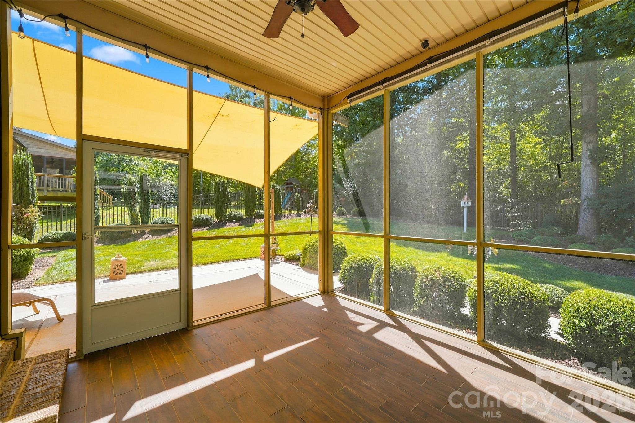 2455 Shiny Leaf Drive Property Photo 40