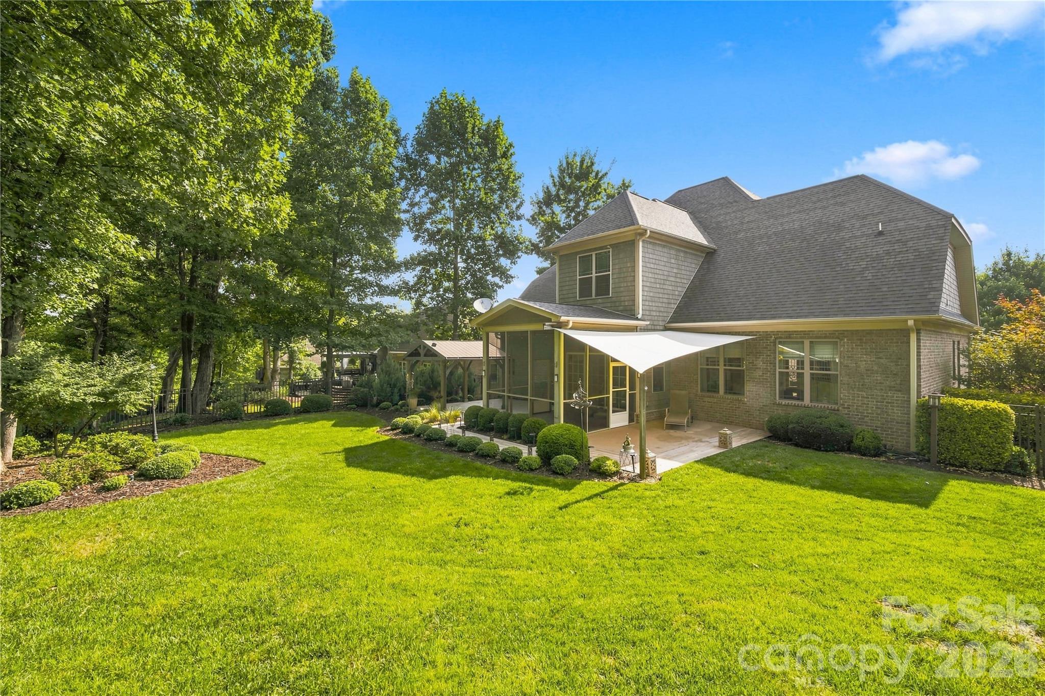 2455 Shiny Leaf Drive Property Photo 41