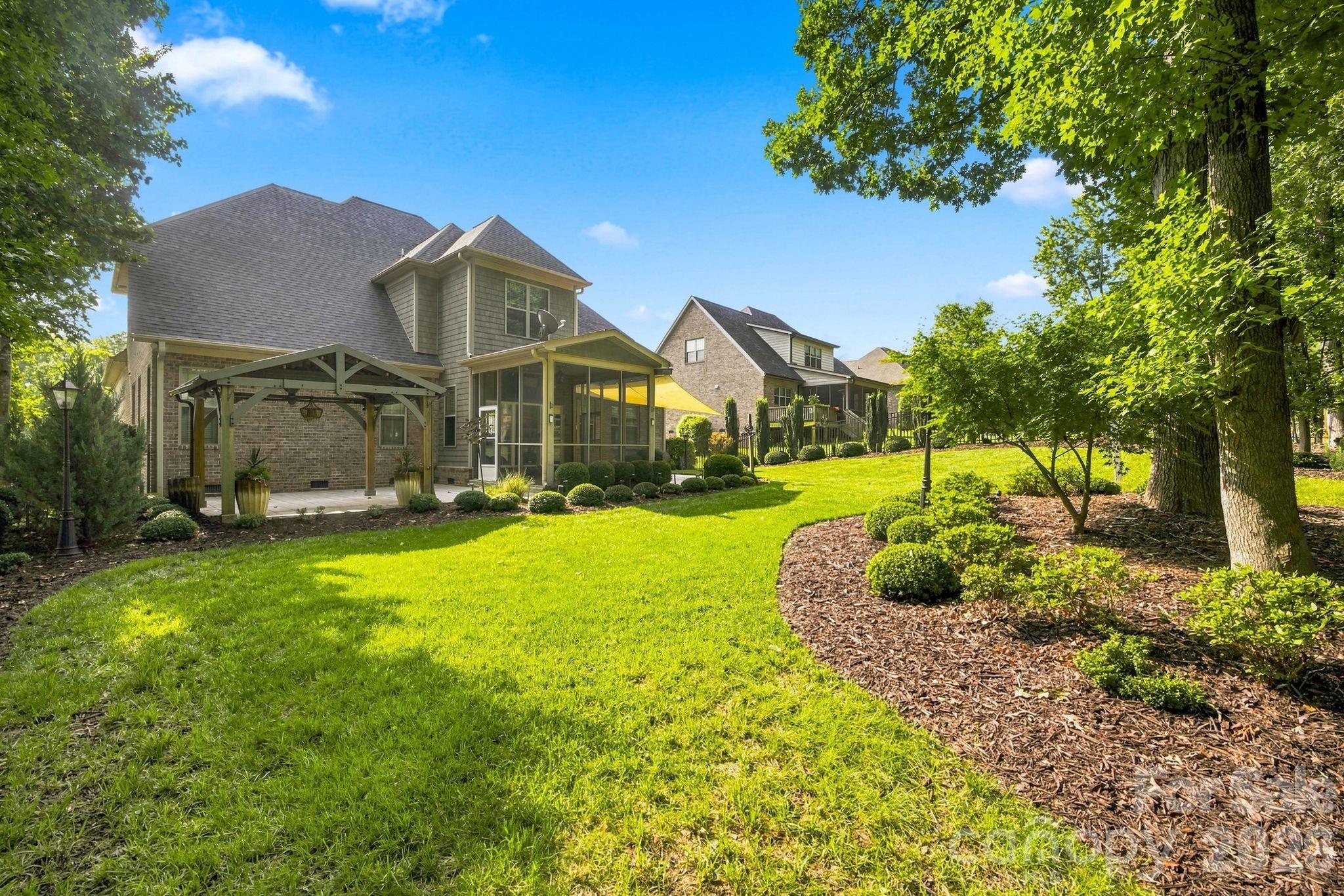 2455 Shiny Leaf Drive Property Photo 42