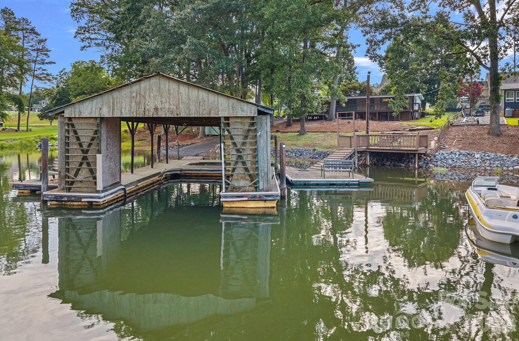 218 Lineberger Drive Property Photo 4