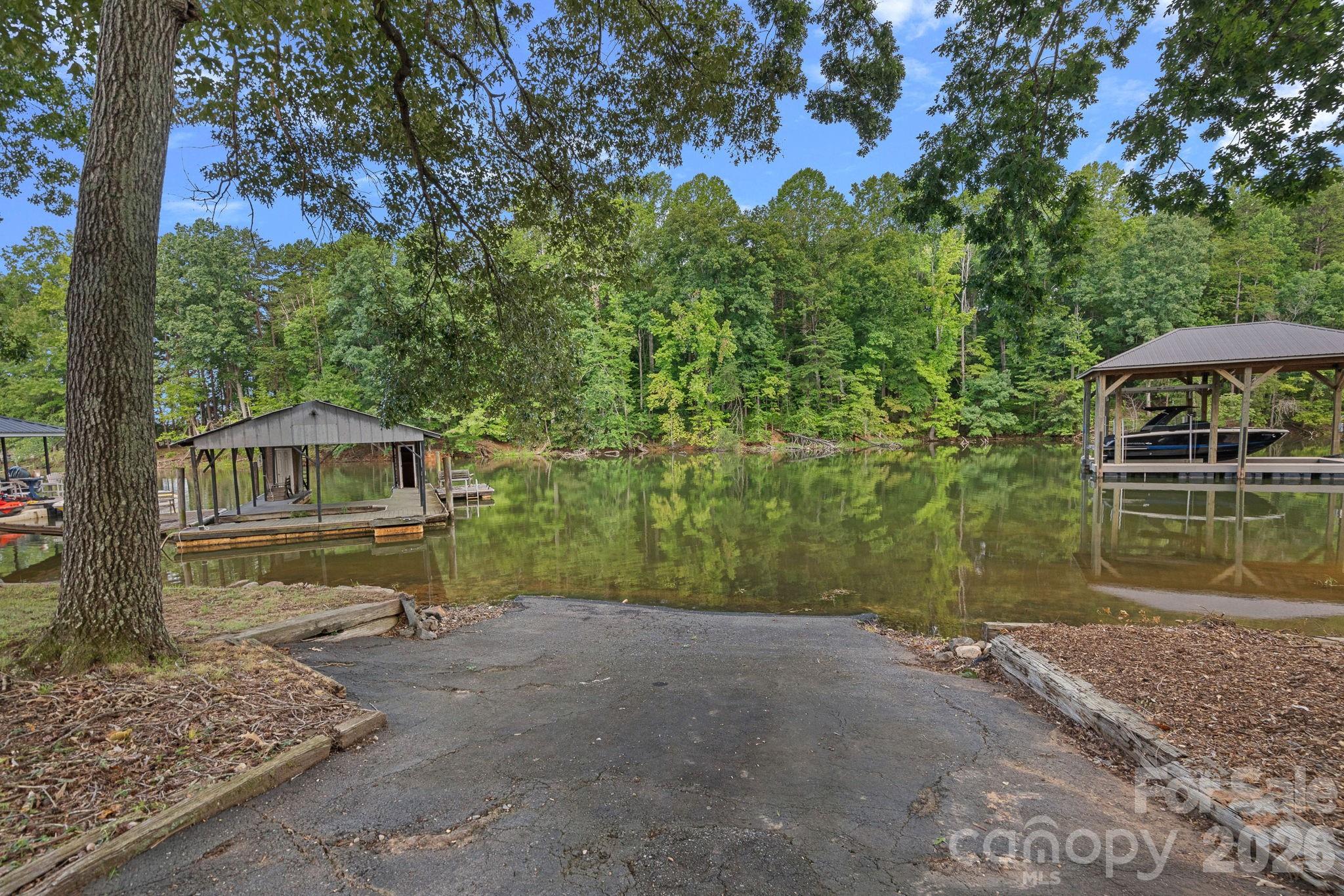 218 Lineberger Drive Property Photo 6