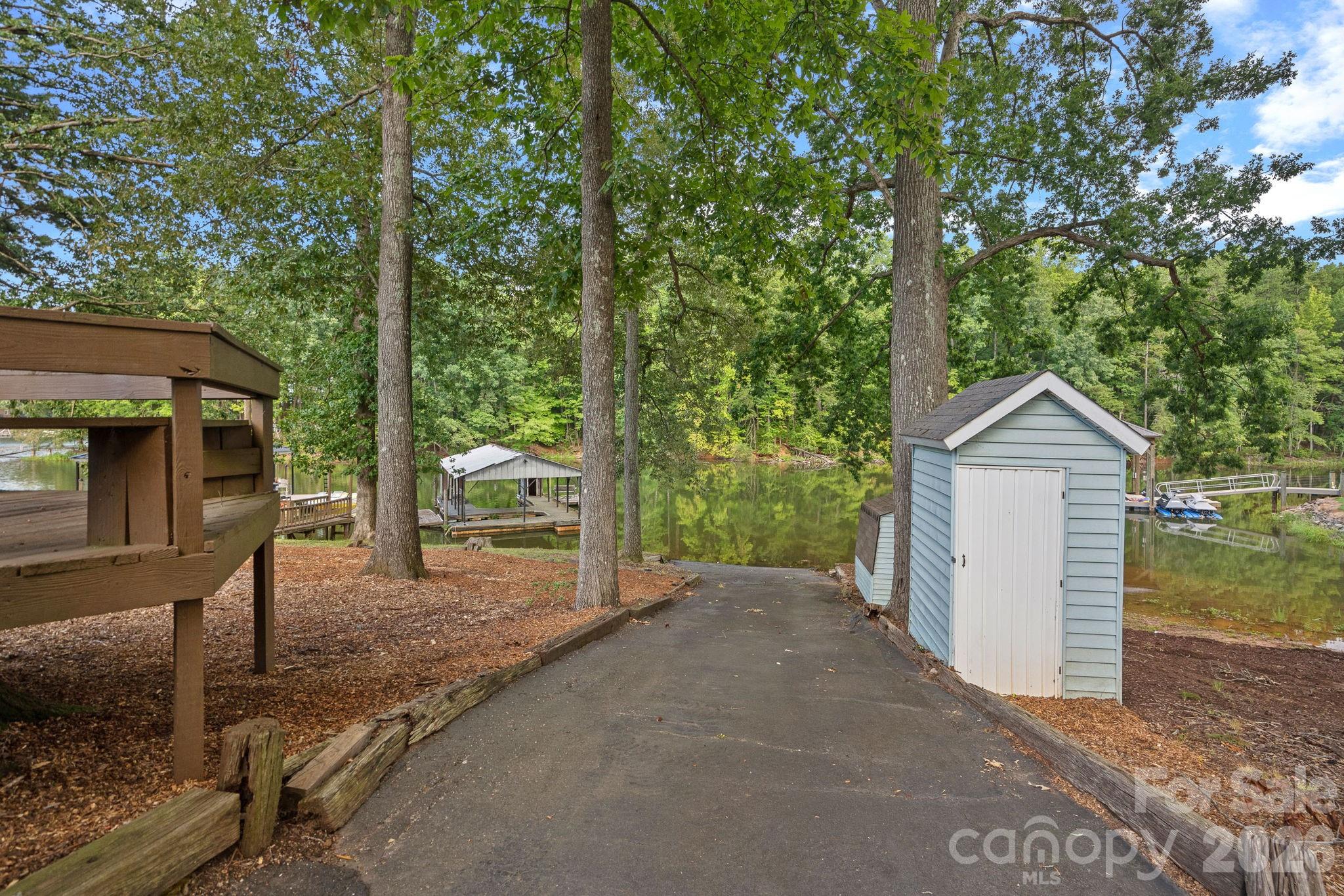 218 Lineberger Drive Property Photo 41