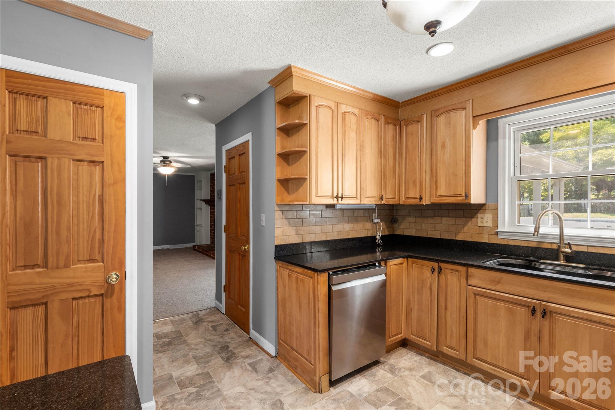 1007 Ragin Lane Property Photo 11