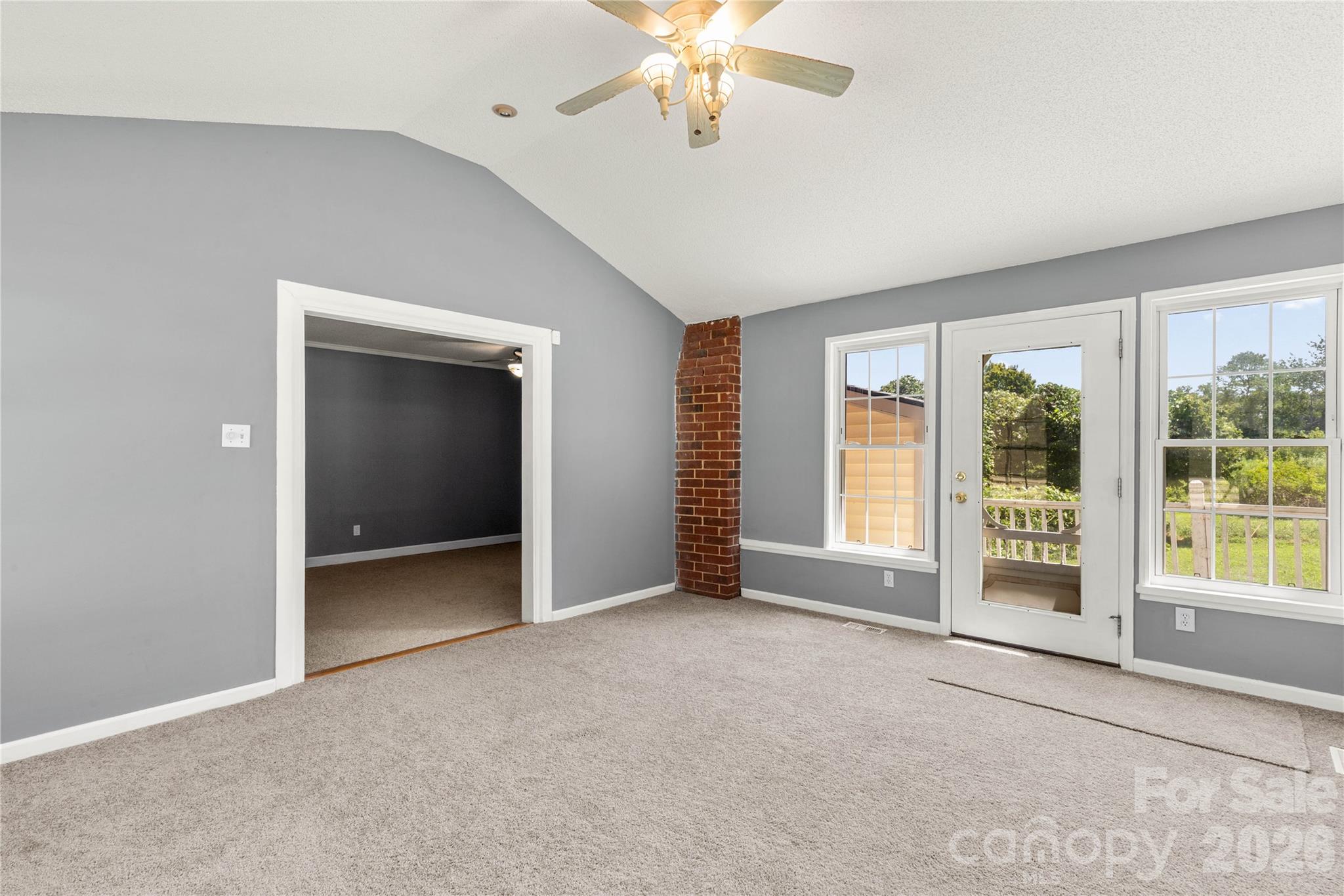 1007 Ragin Lane Property Photo 19