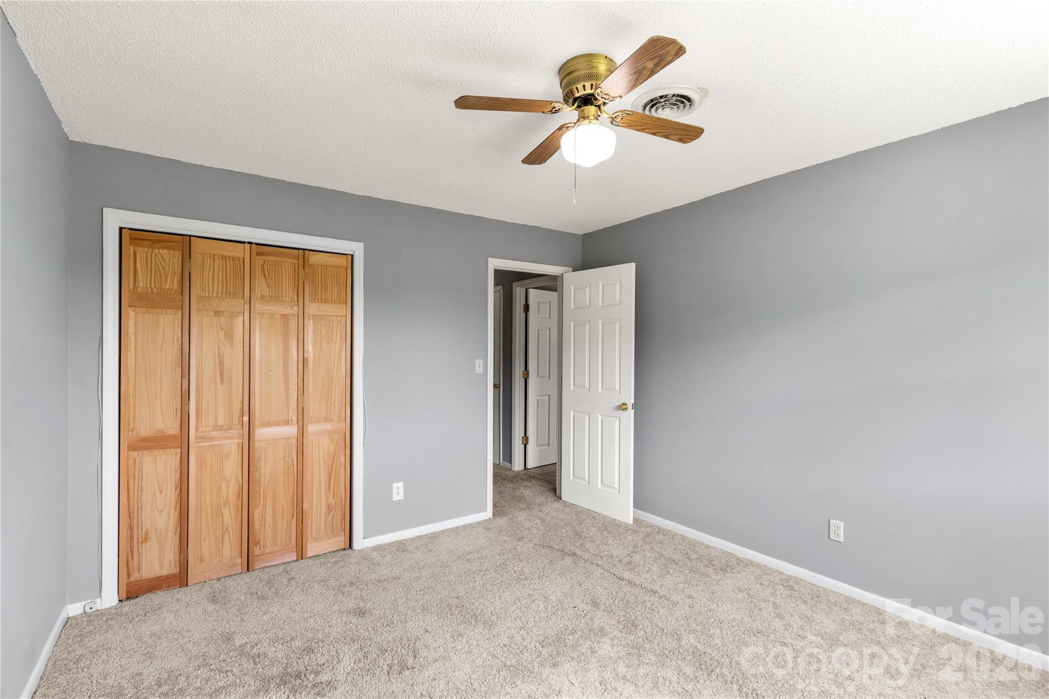 1007 Ragin Lane Property Photo 24