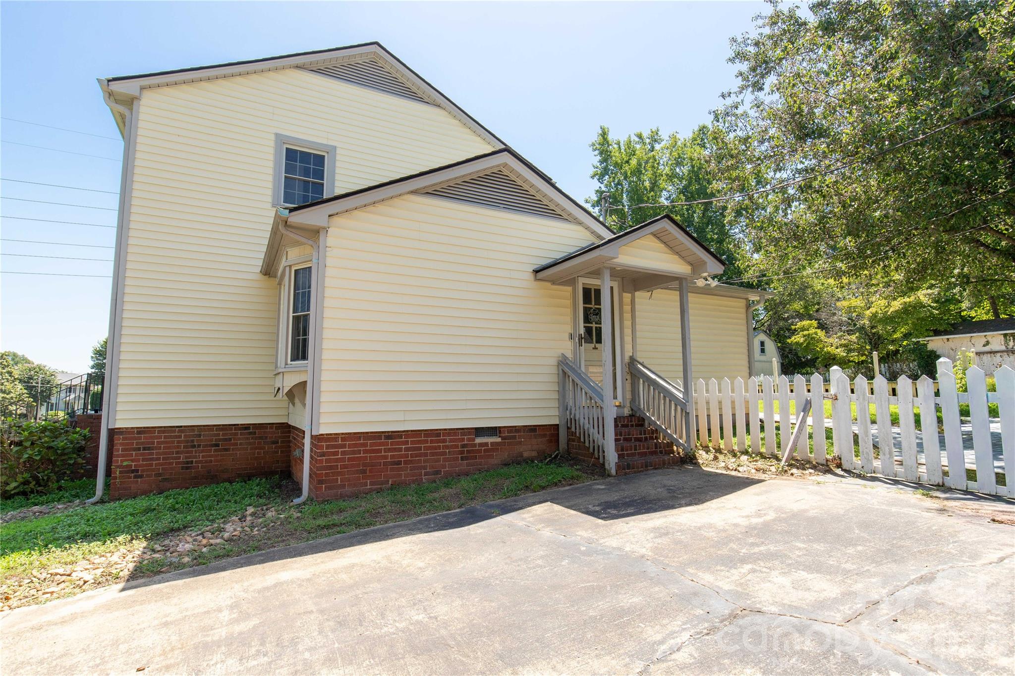 1007 Ragin Lane Property Photo 32