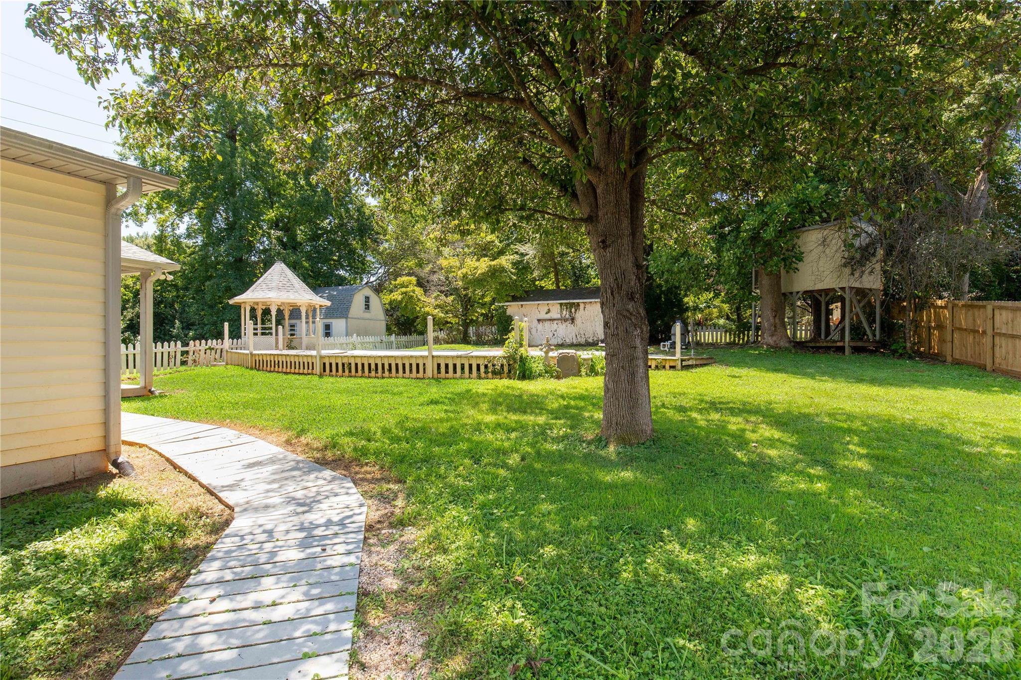 1007 Ragin Lane Property Photo 33