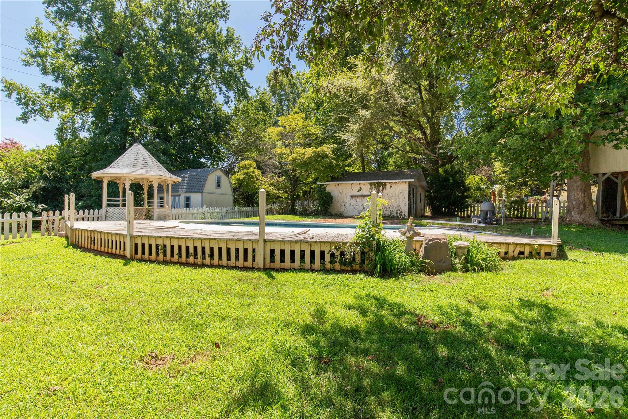 1007 Ragin Lane Property Photo 34