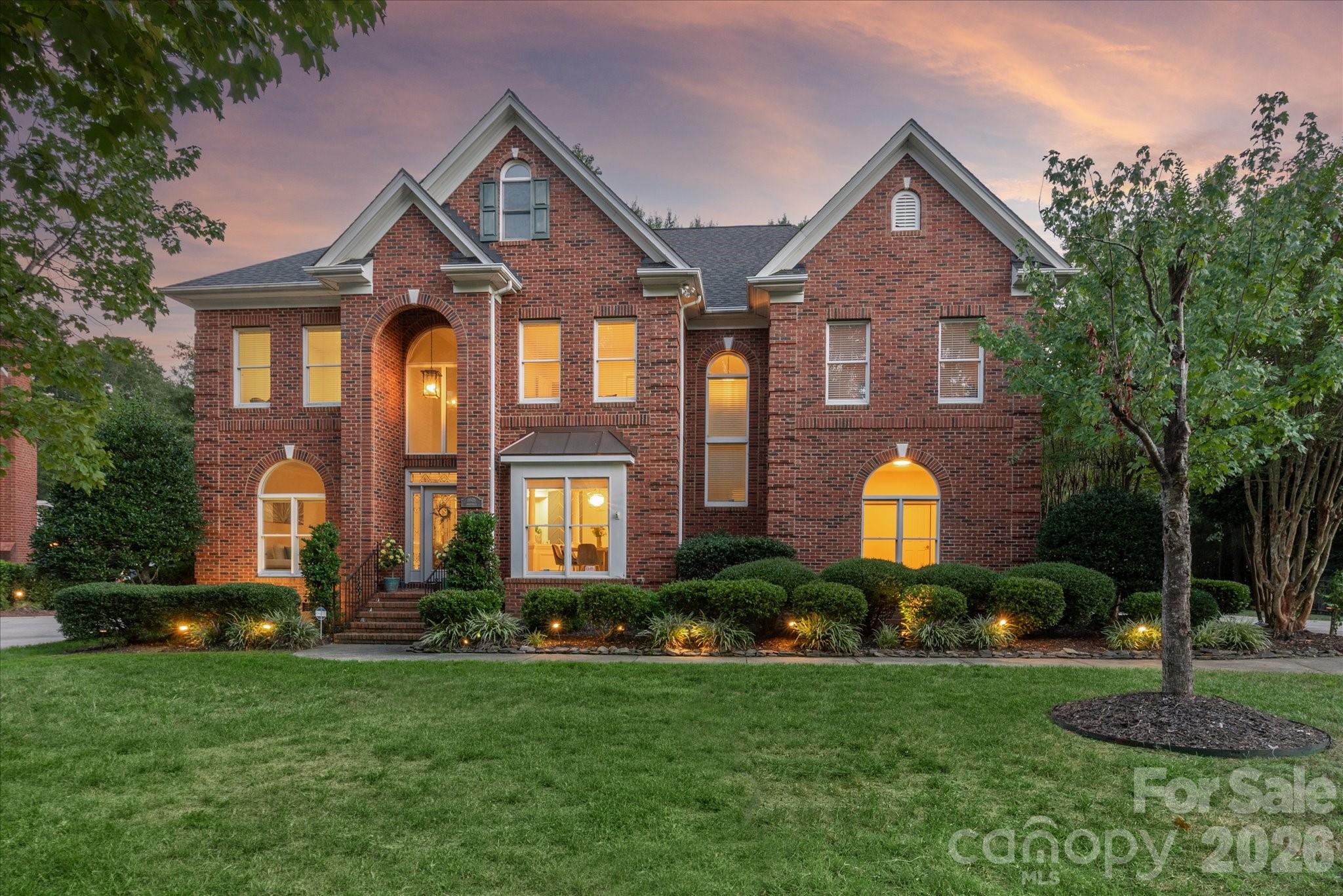 6605 Saunton Court Property Photo 1