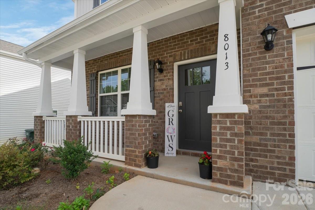 8013 Kennesaw Drive Property Photo 3