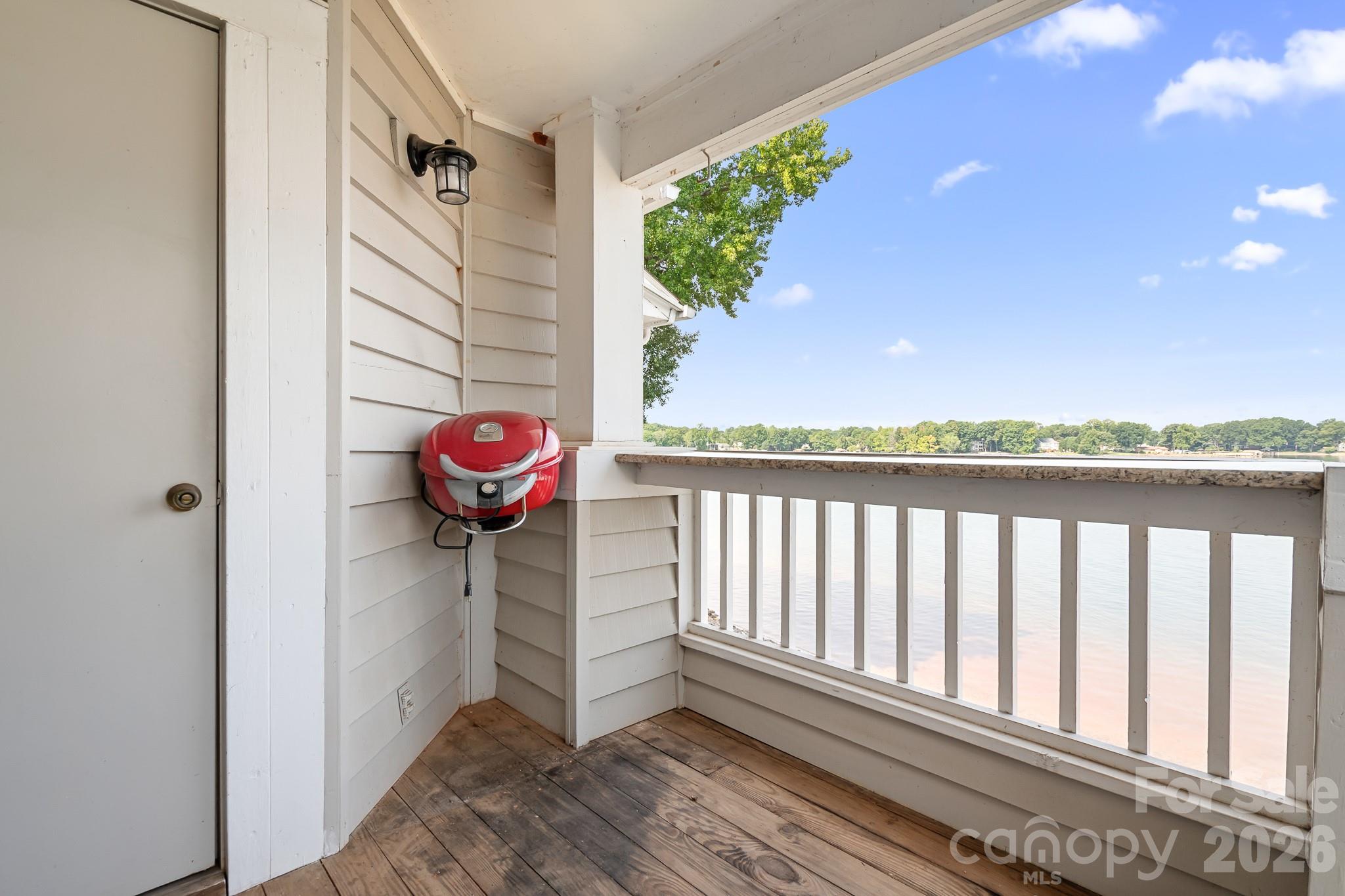 930 Southwest Drive Property Photo 20