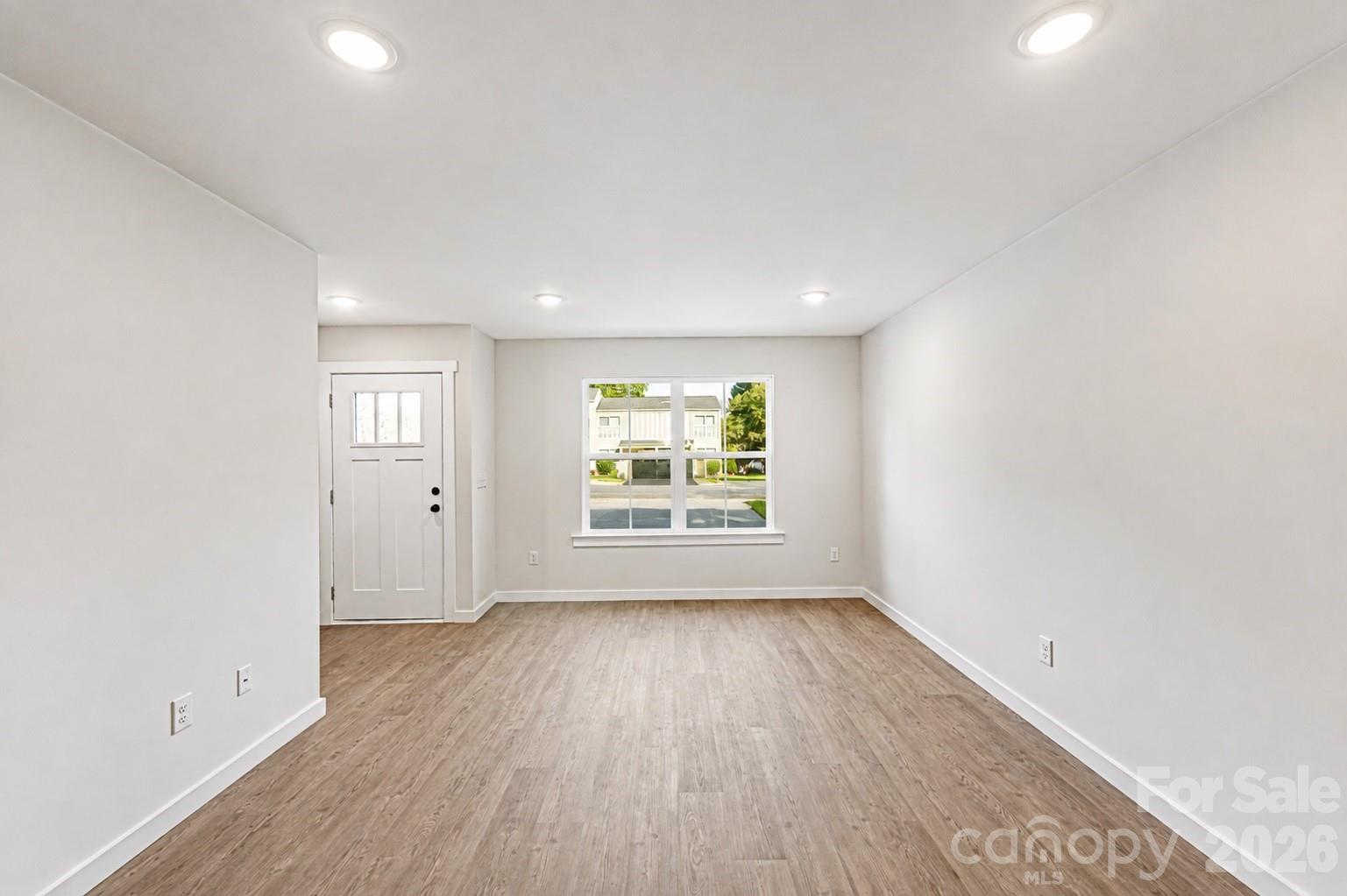 1050 5th Street Property Photo 5