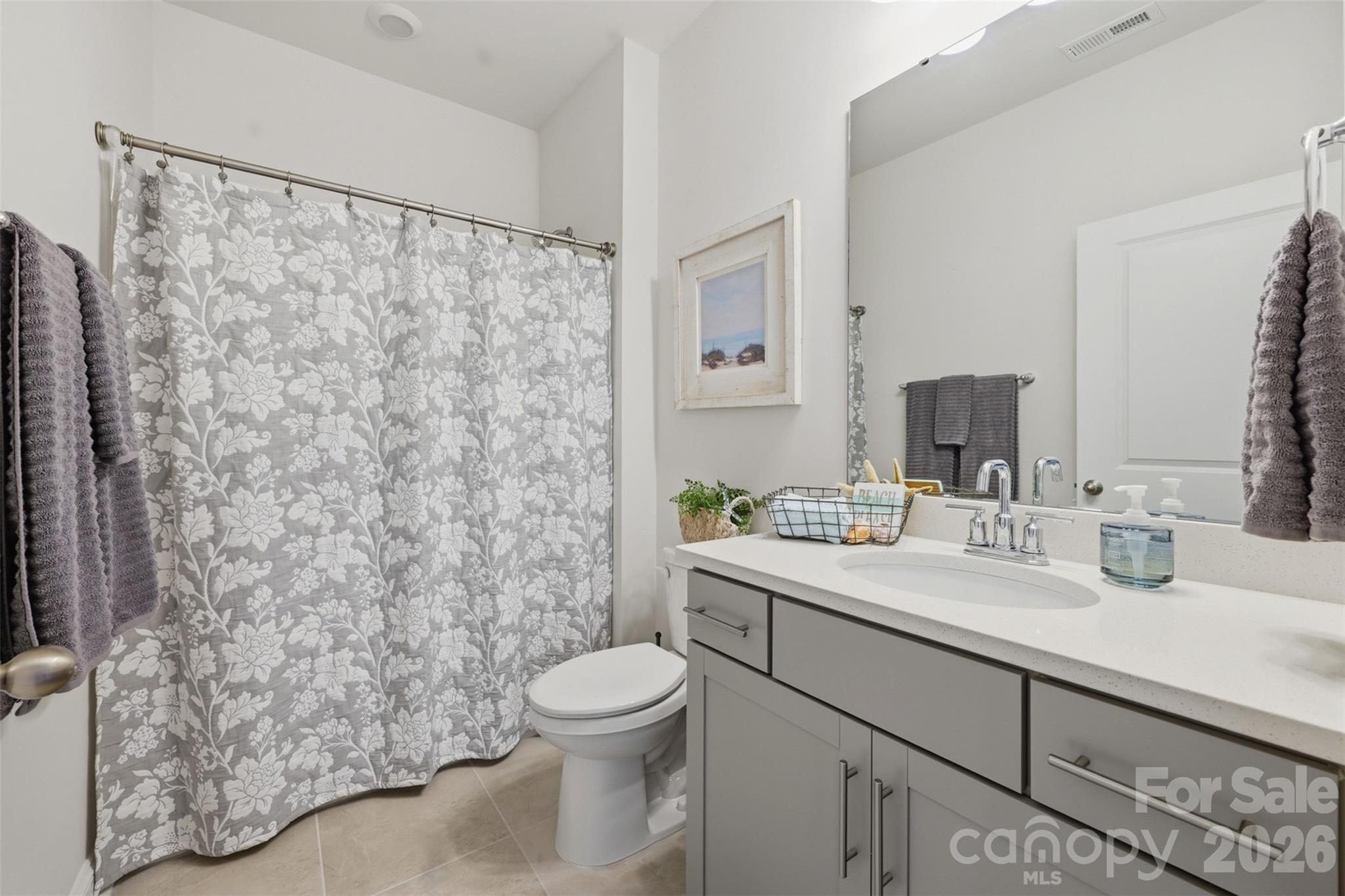 109 Noah Lane Property Photo 6