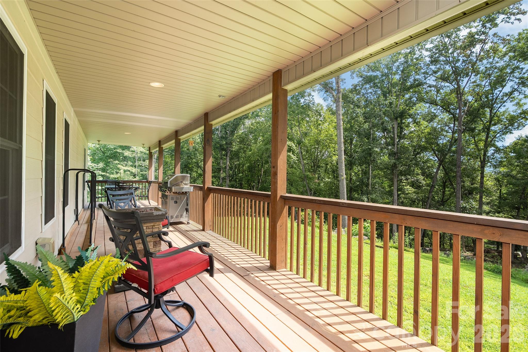 247 Poker Branch Road Property Photo 5