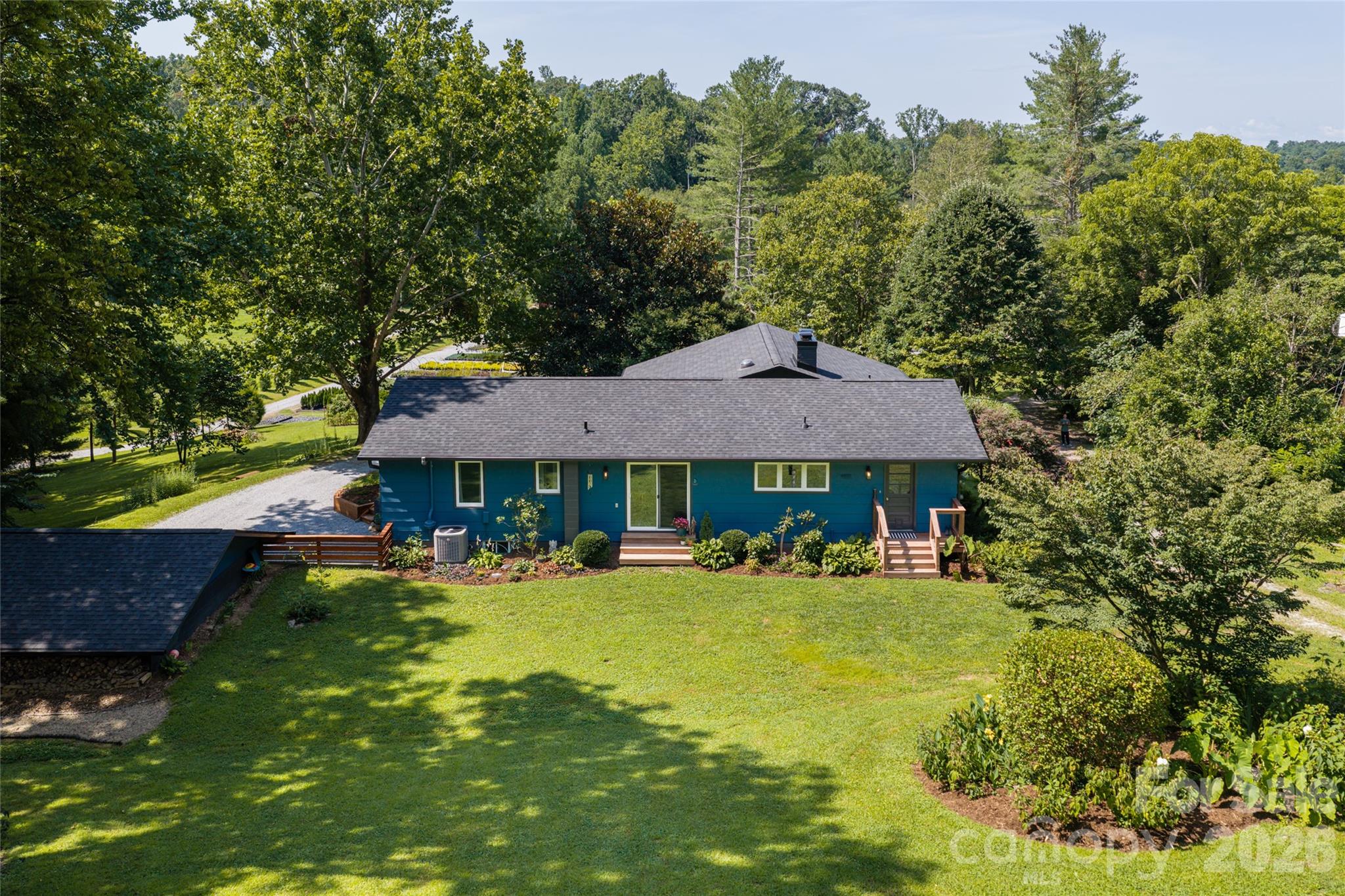 234 Carnelian Drive Property Photo 2