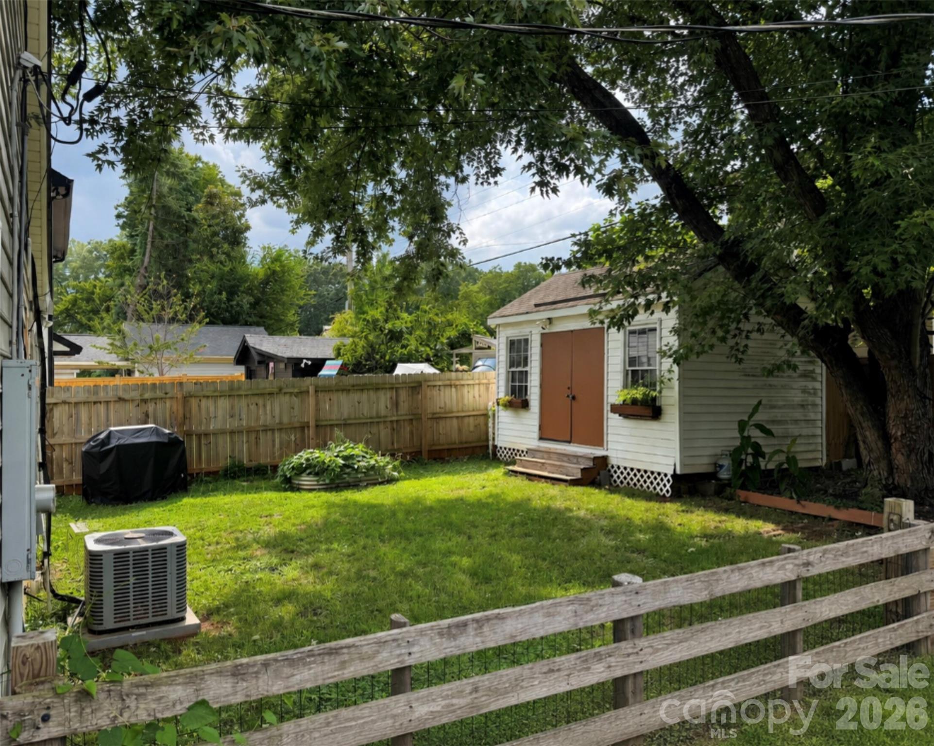 3407 Benard Avenue Property Photo 7