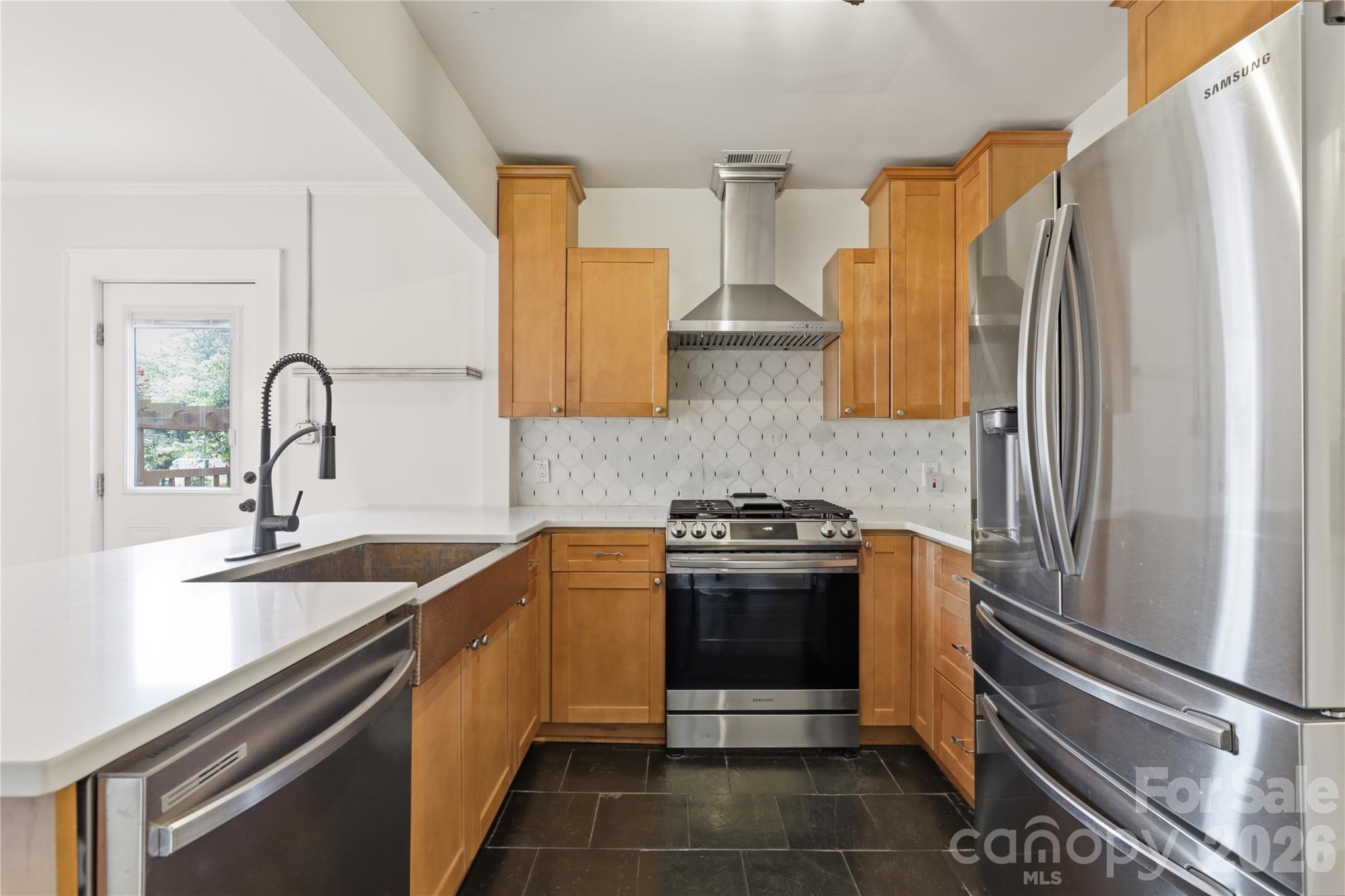 3407 Benard Avenue Property Photo 23