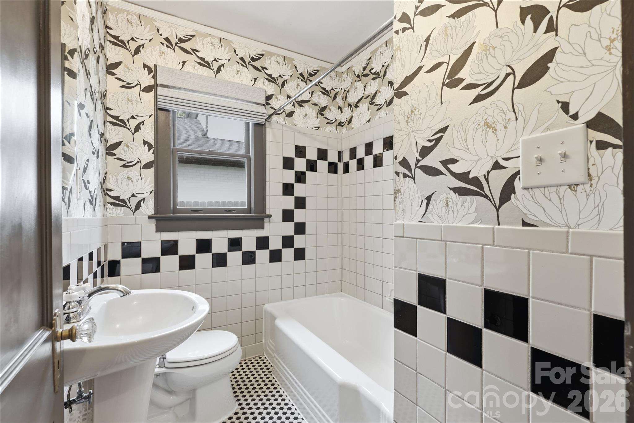 3407 Benard Avenue Property Photo 25