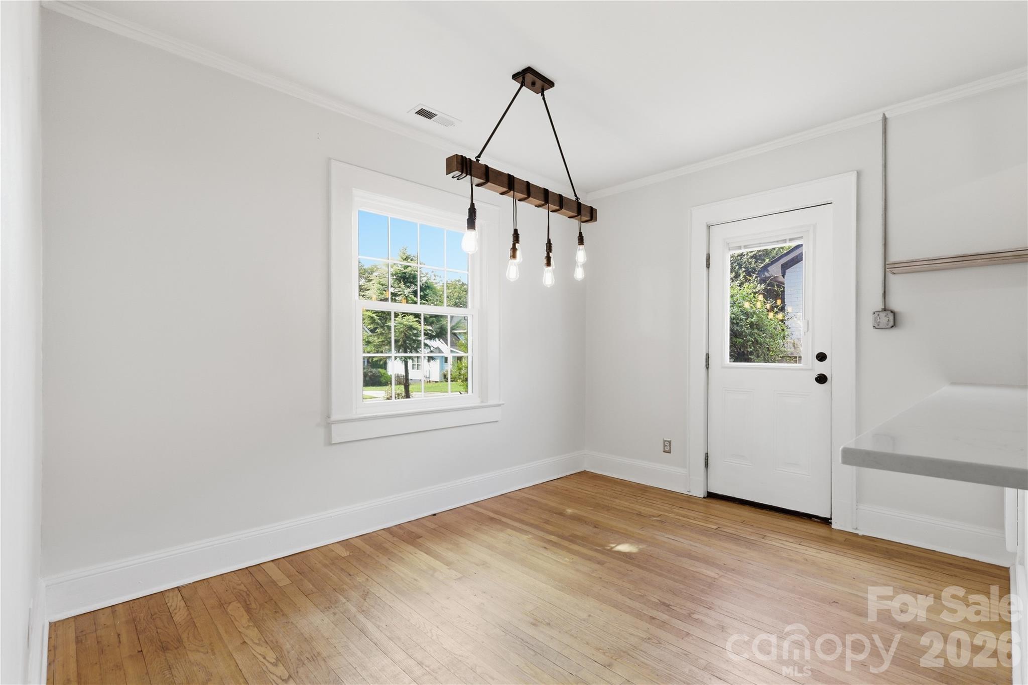 3407 Benard Avenue Property Photo 28