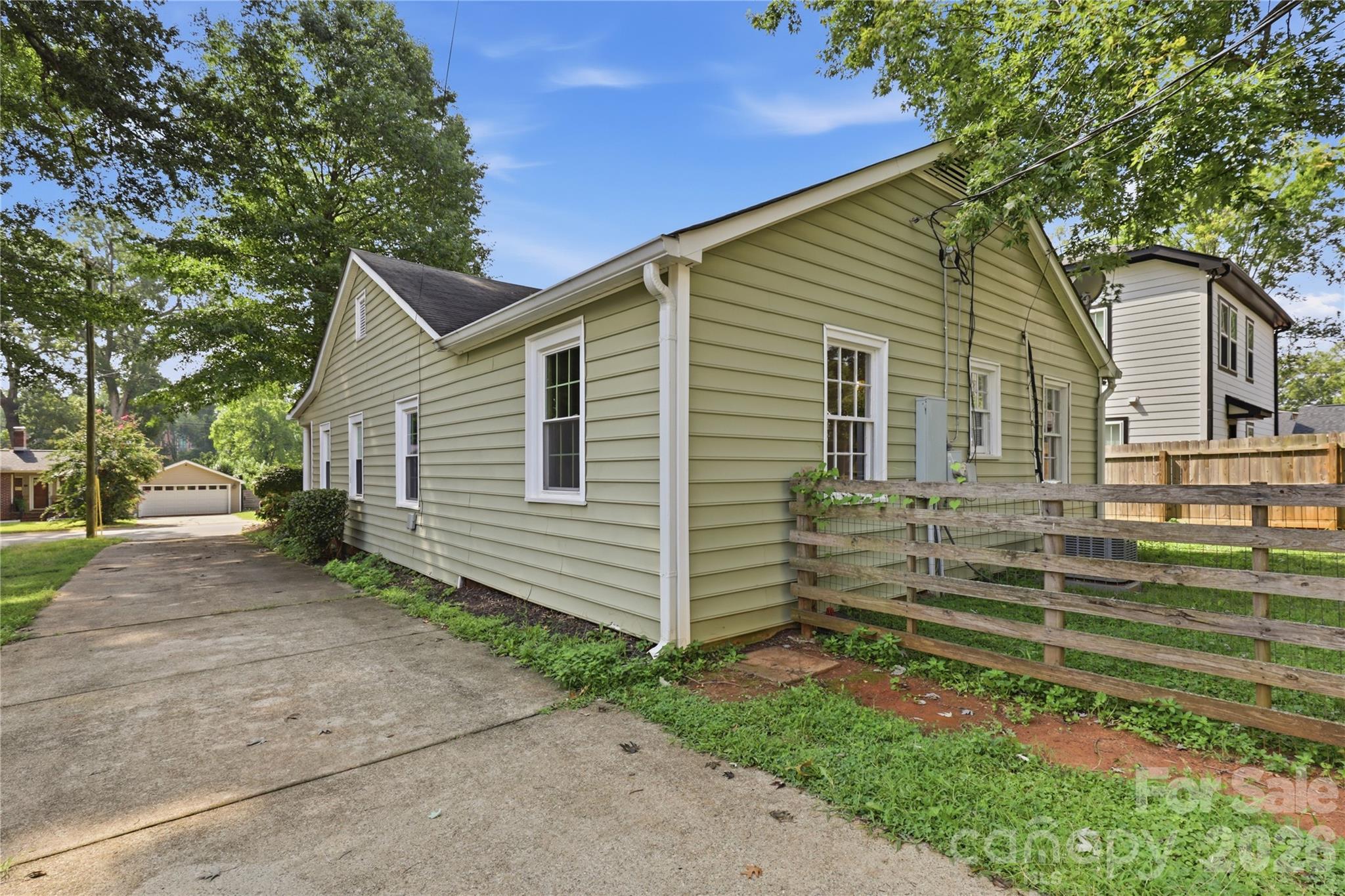 3407 Benard Avenue Property Photo 34