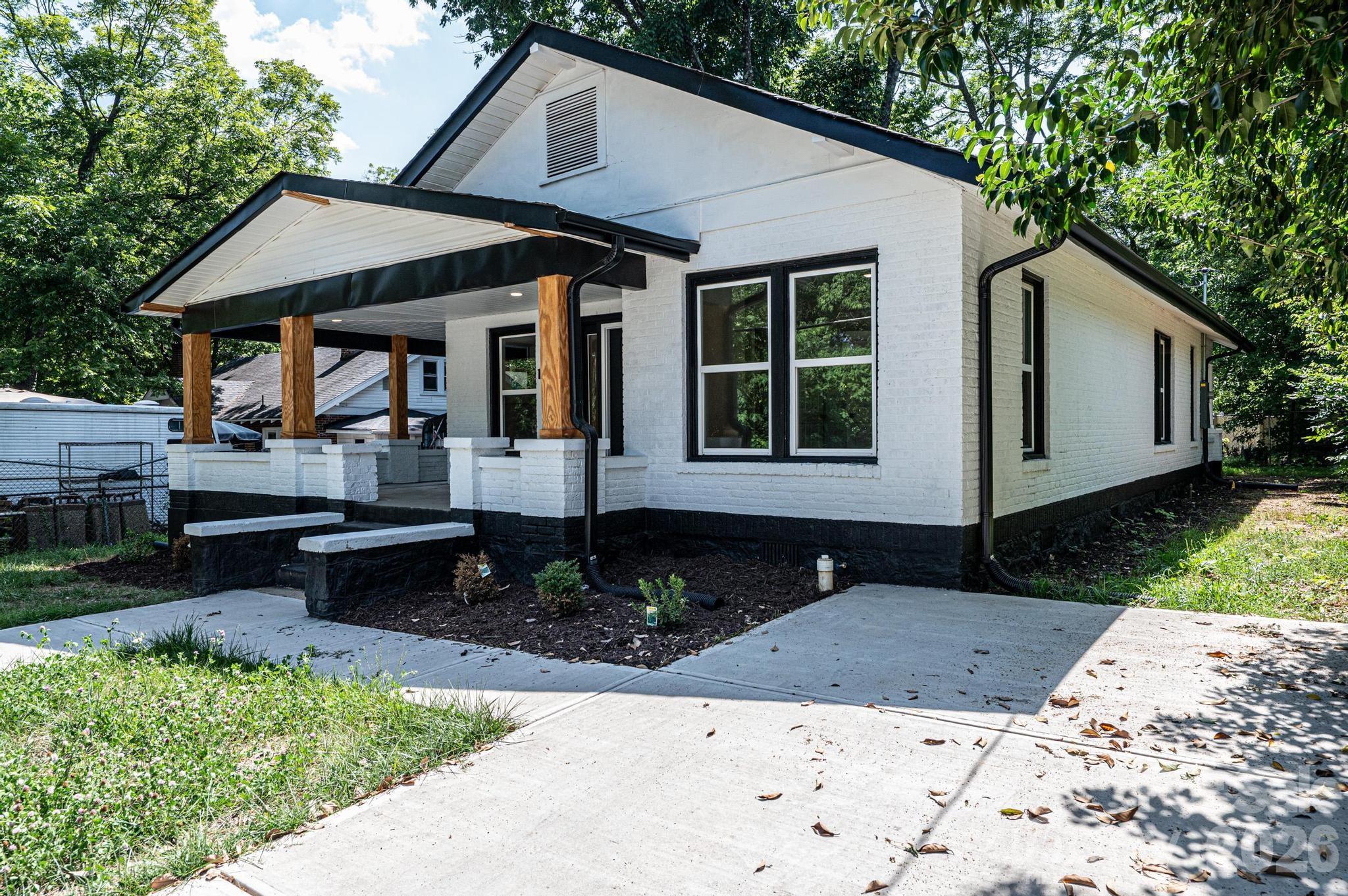 60 5th Street Property Photo 2