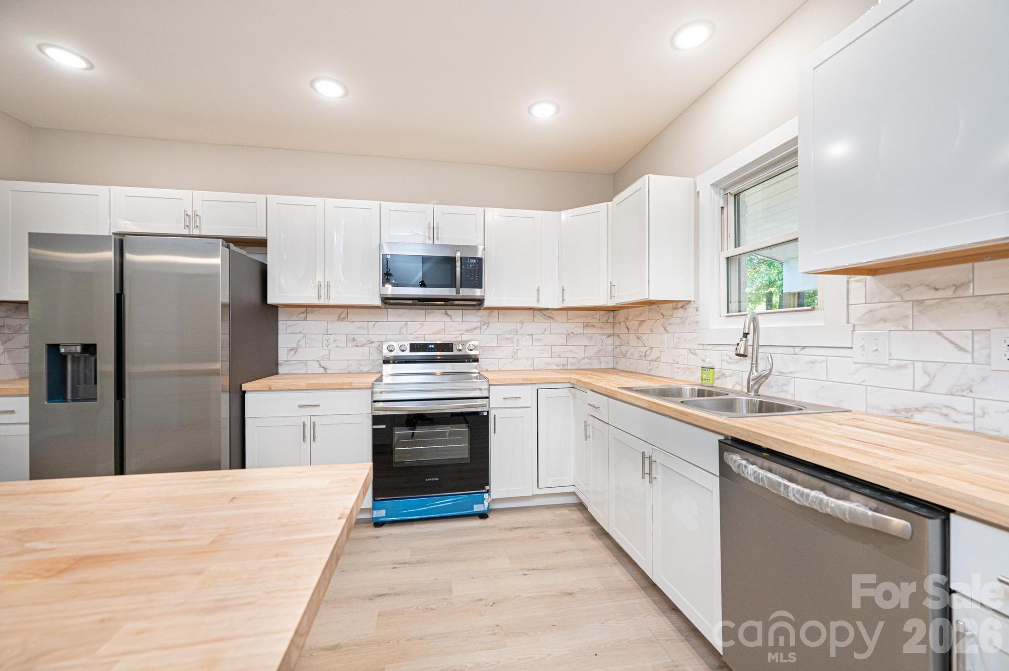 60 5th Street Property Photo 10