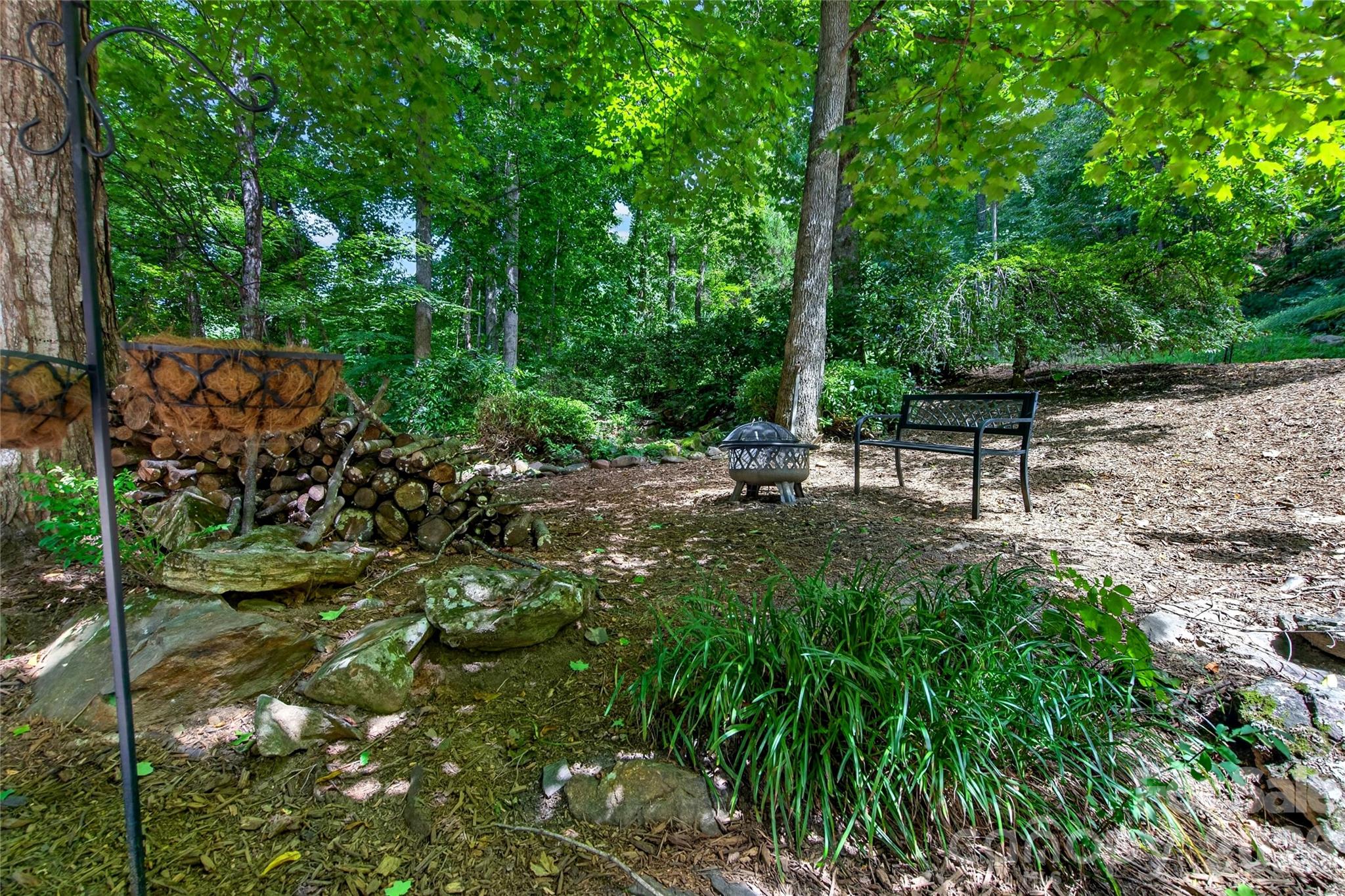 719 April Park 25 Property Photo 43