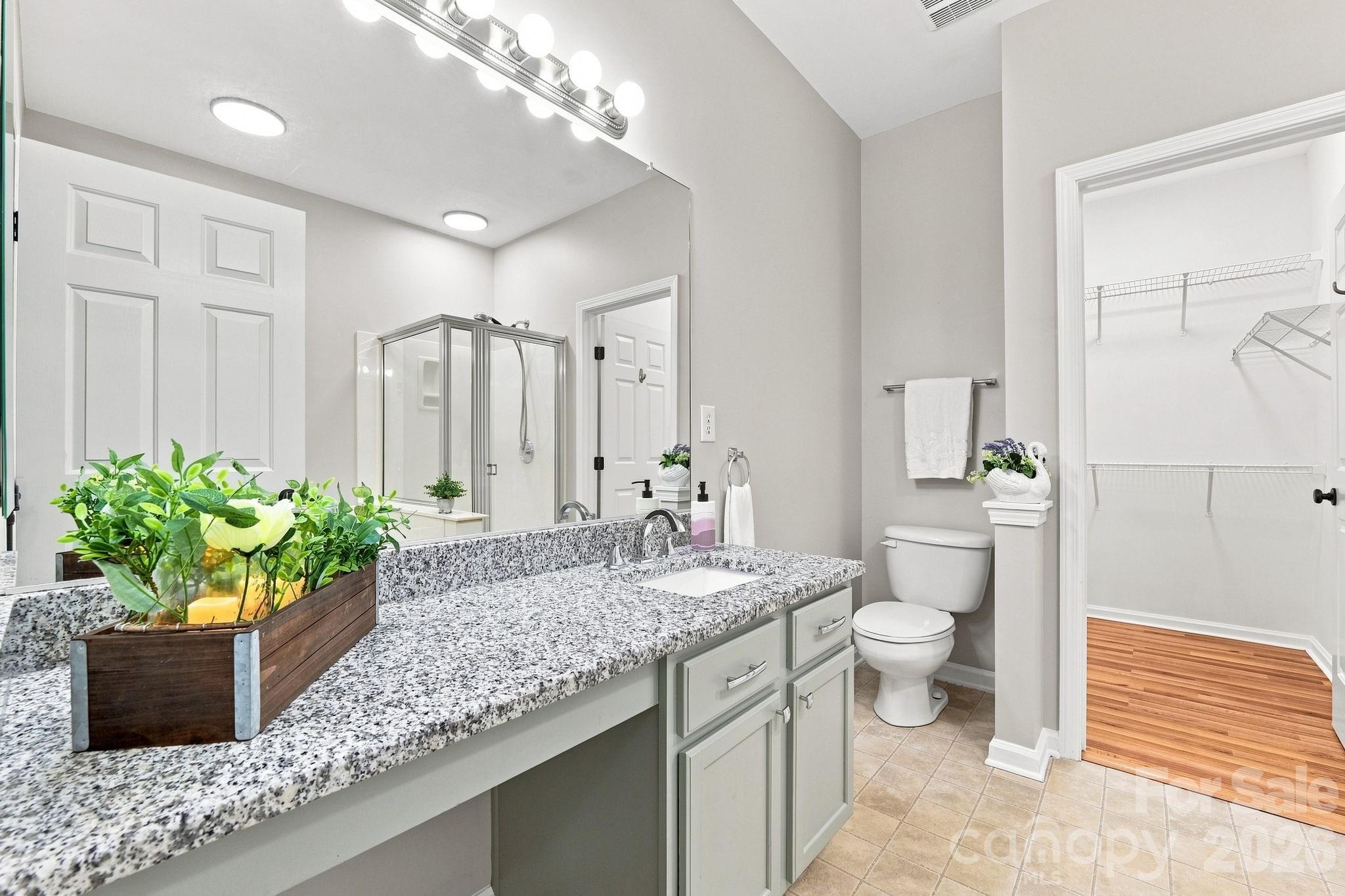121 Kase Court Property Photo 12