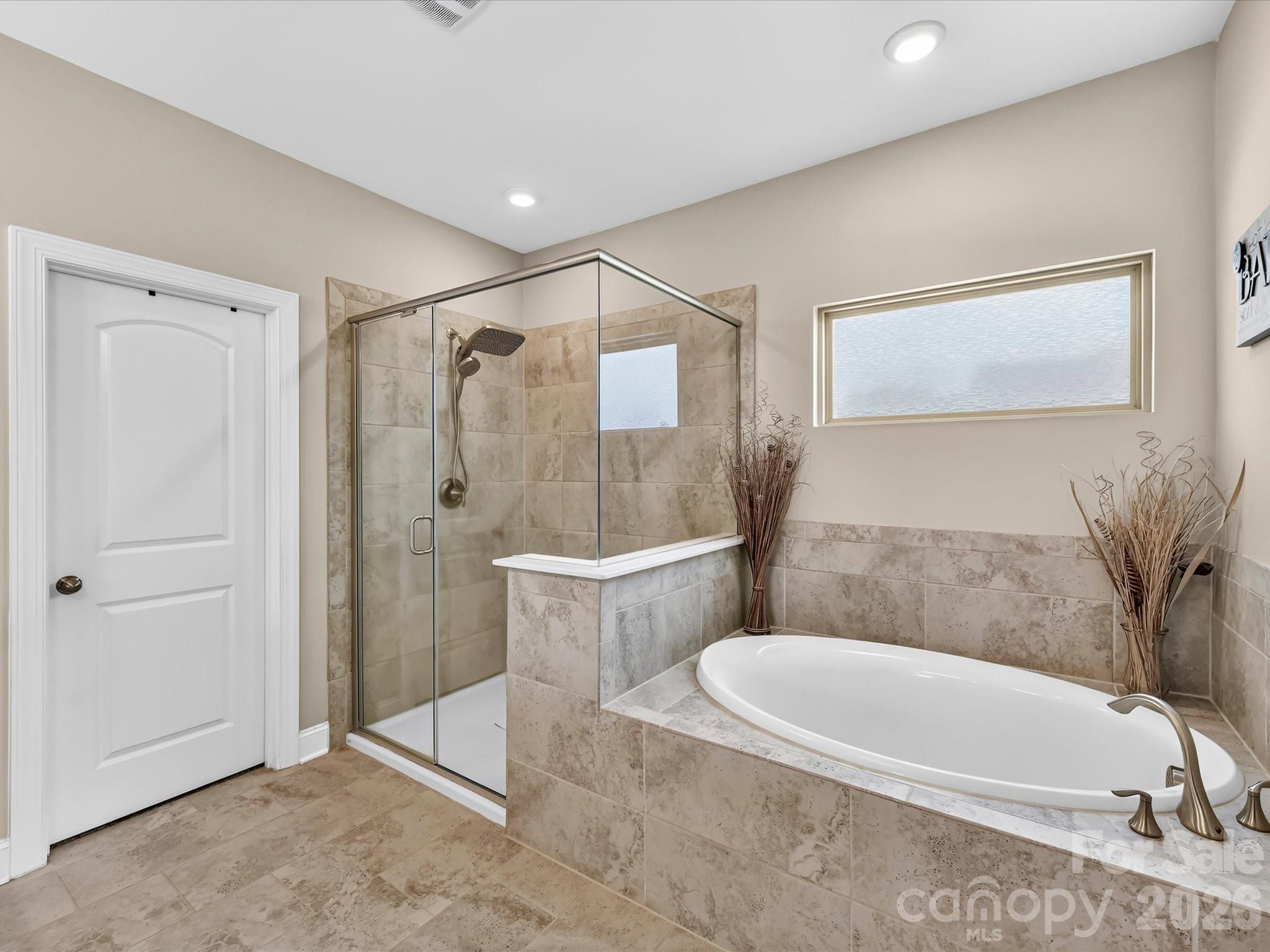 104 Sweet Grass Lane Property Photo 23