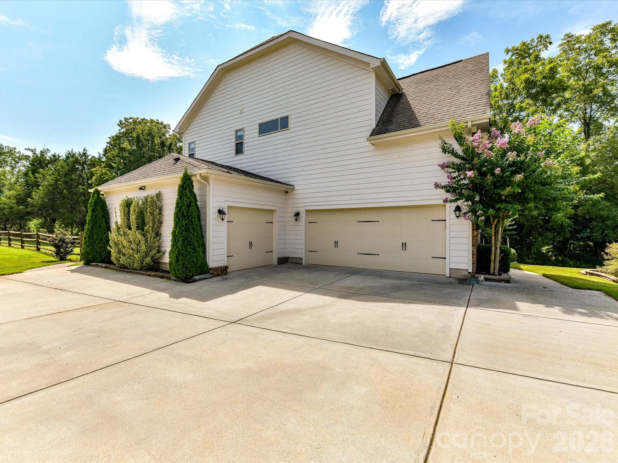 104 Sweet Grass Lane Property Photo 35