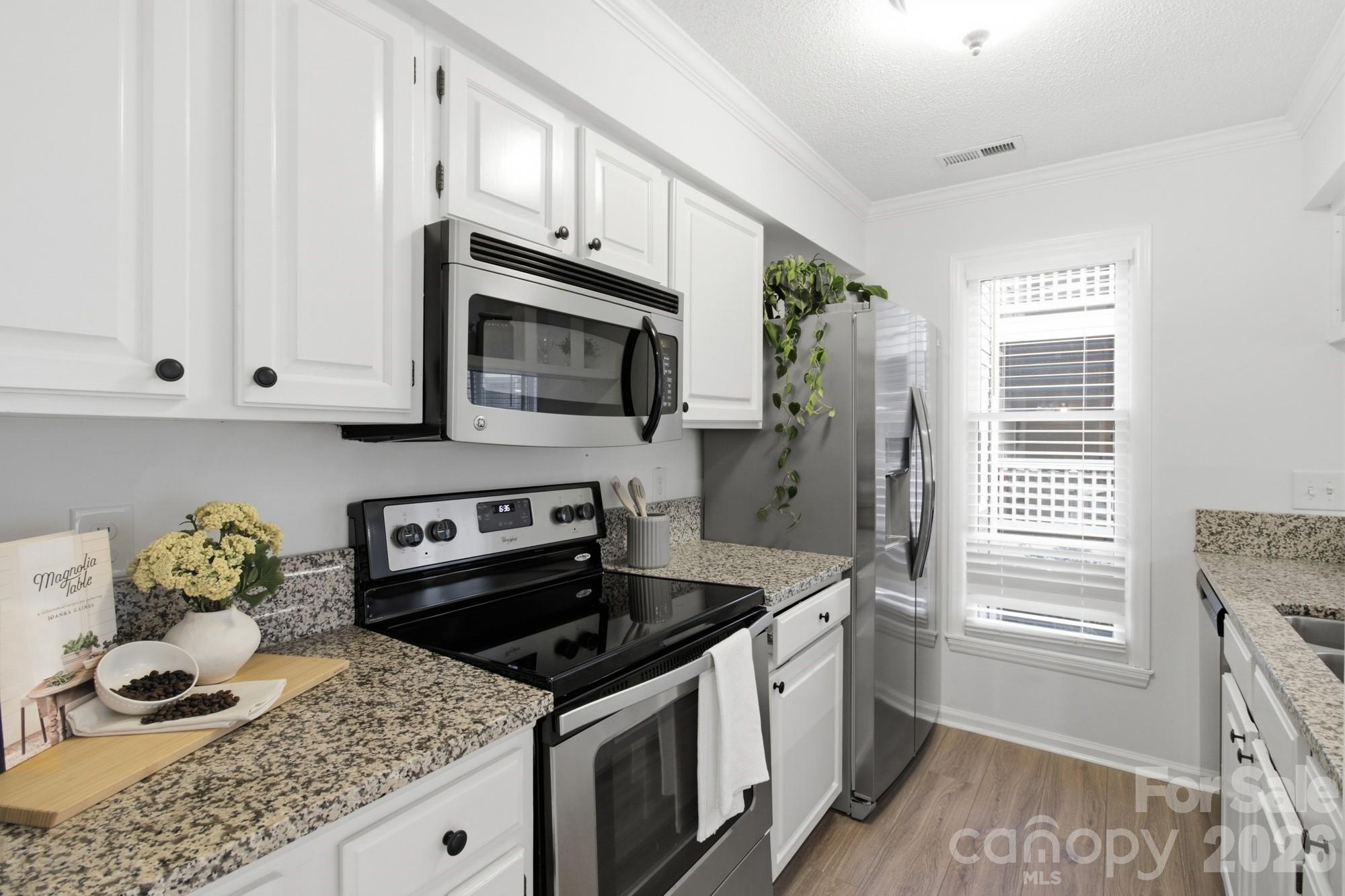 308 Queens Road 32 Property Photo 10