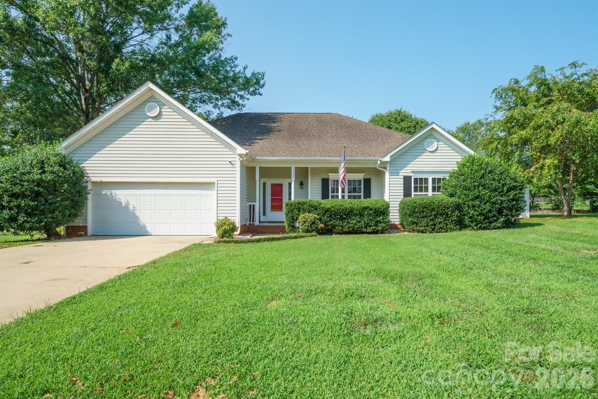 12524 Willow Grove Way Property Photo 1