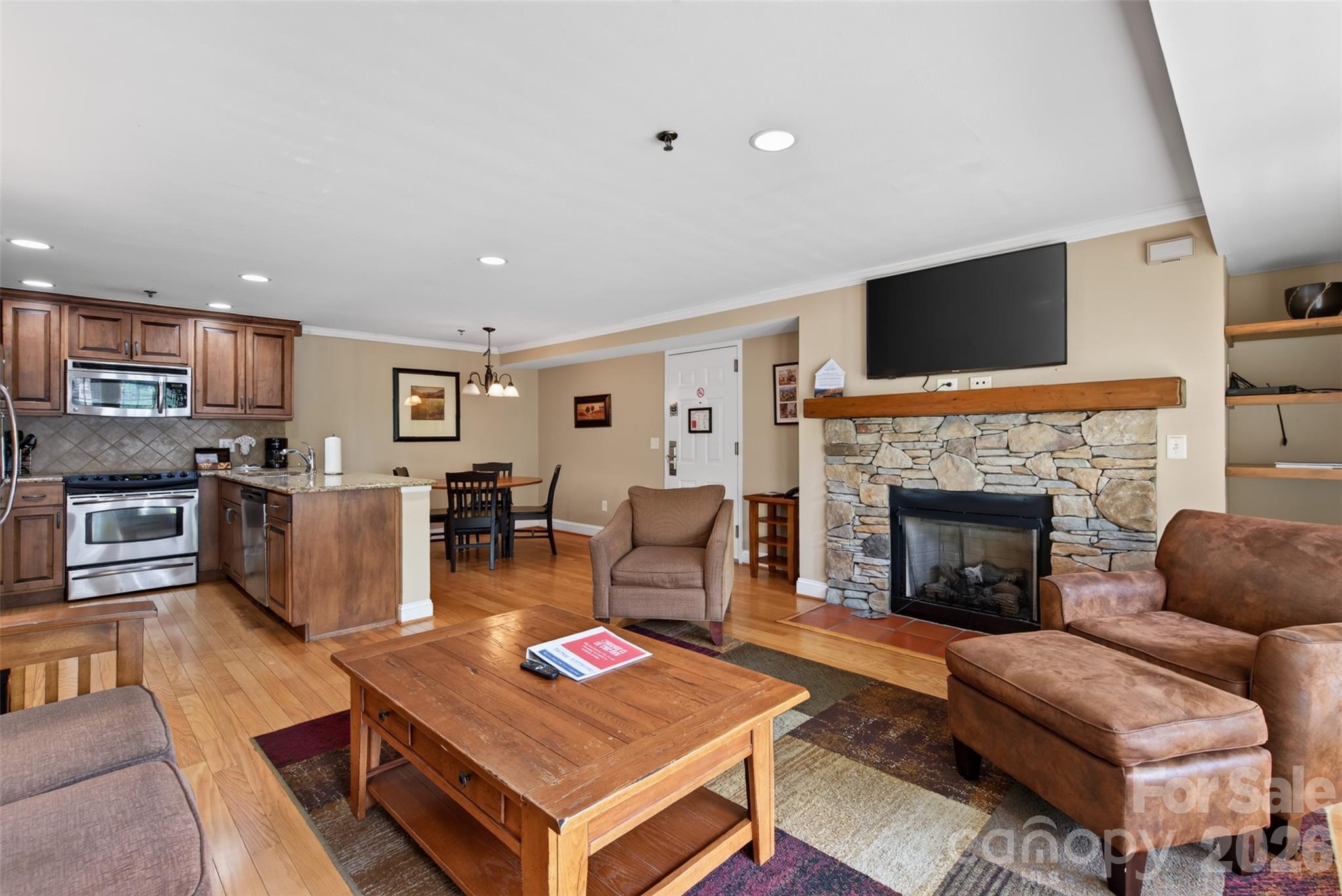 413 Bowling Park Road Property Photo 1