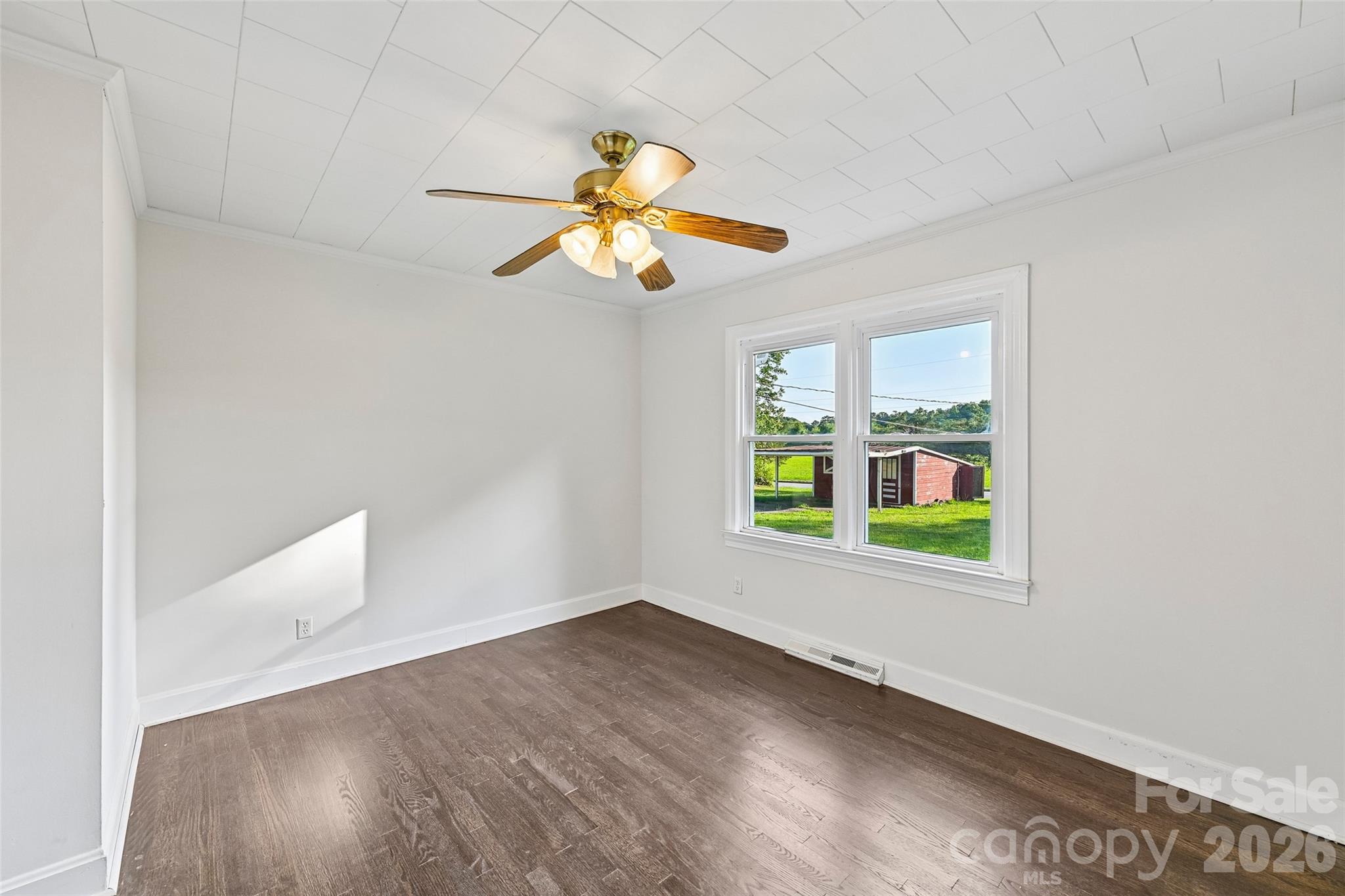 94 Galaxie Drive Property Photo 10