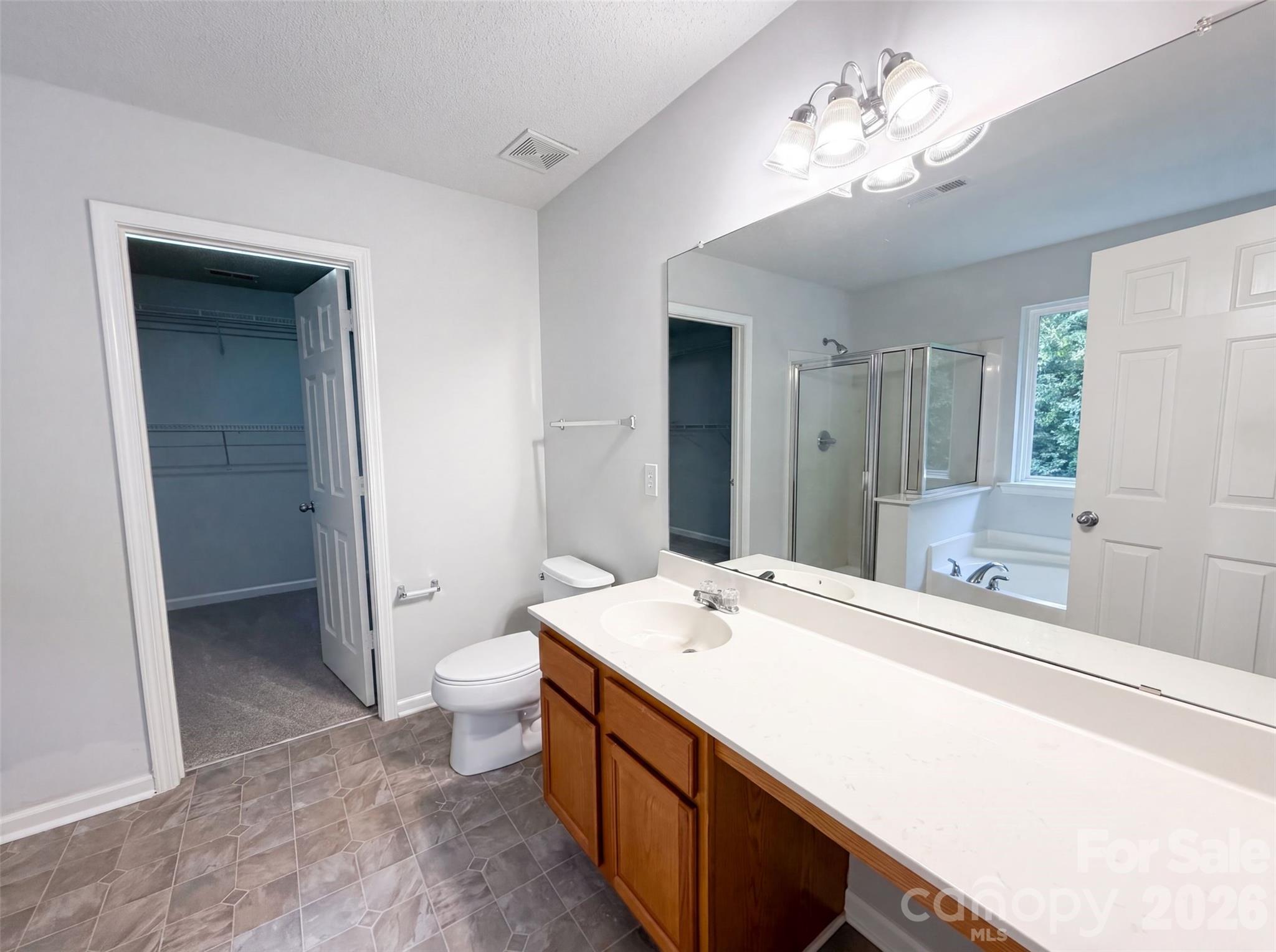 2502 Harwood Hills Lane Property Photo 15
