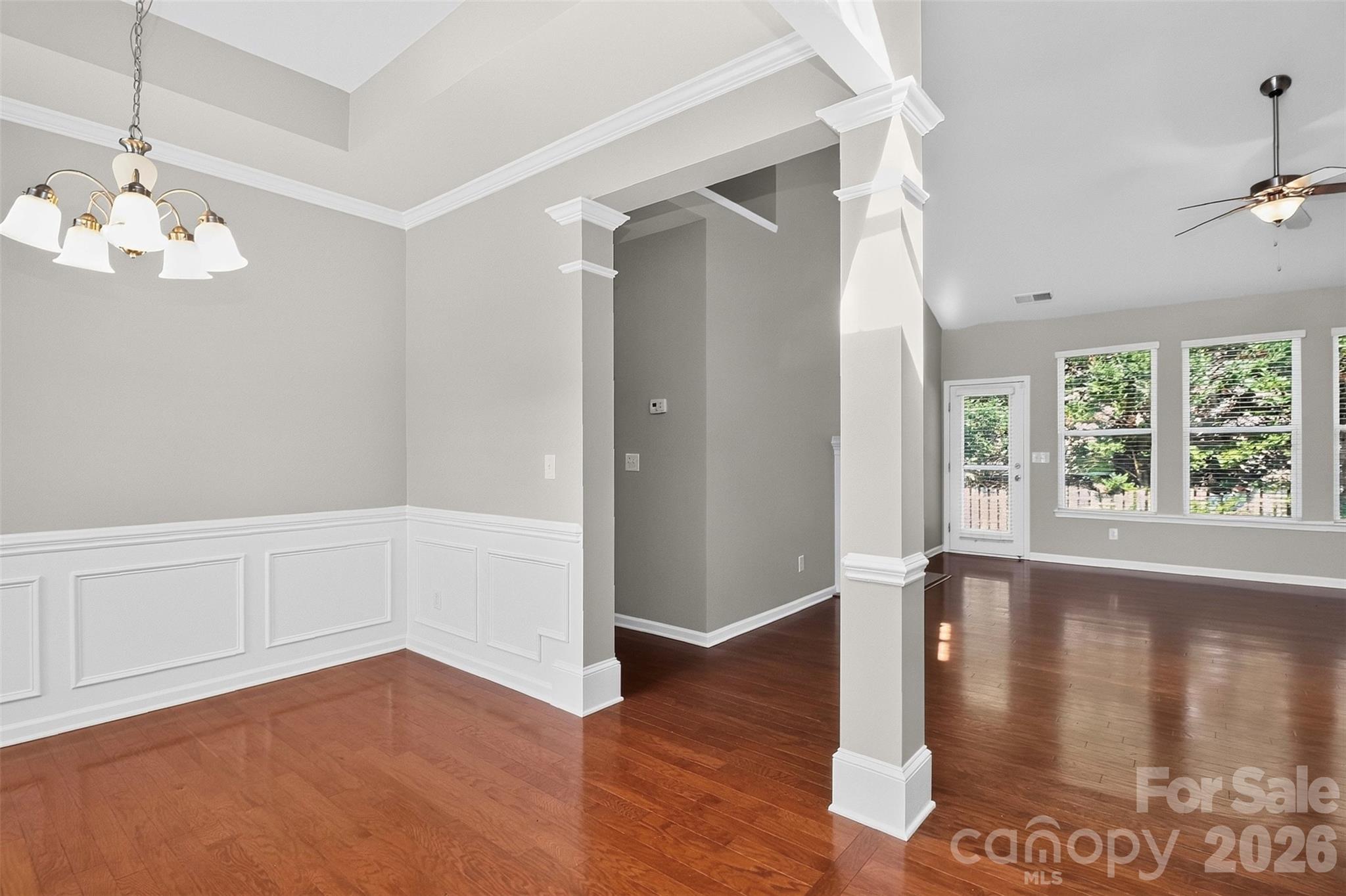 1577 Bay Meadows Avenue Property Photo 3