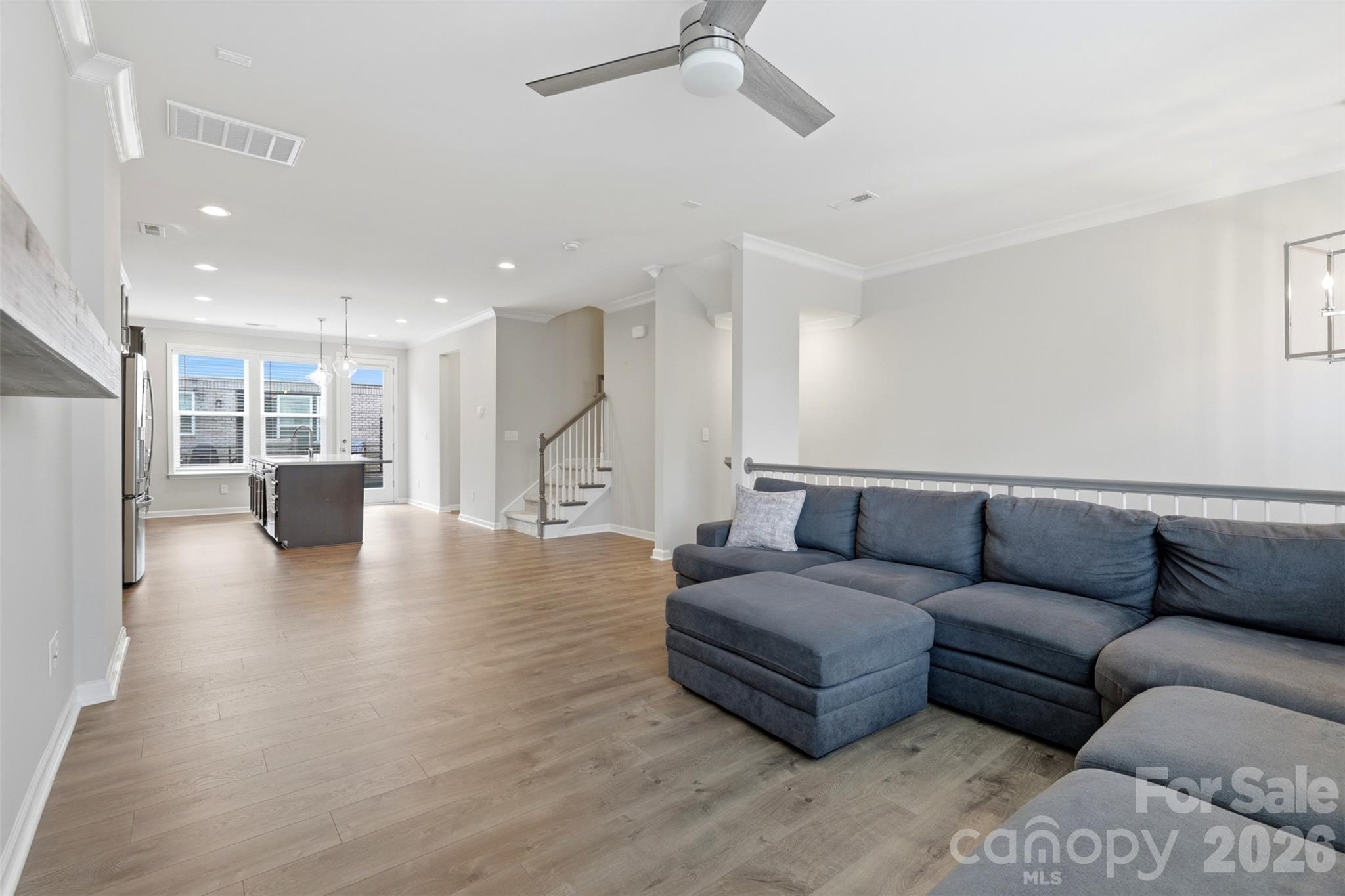 604 Tudor Park Way Property Photo 6