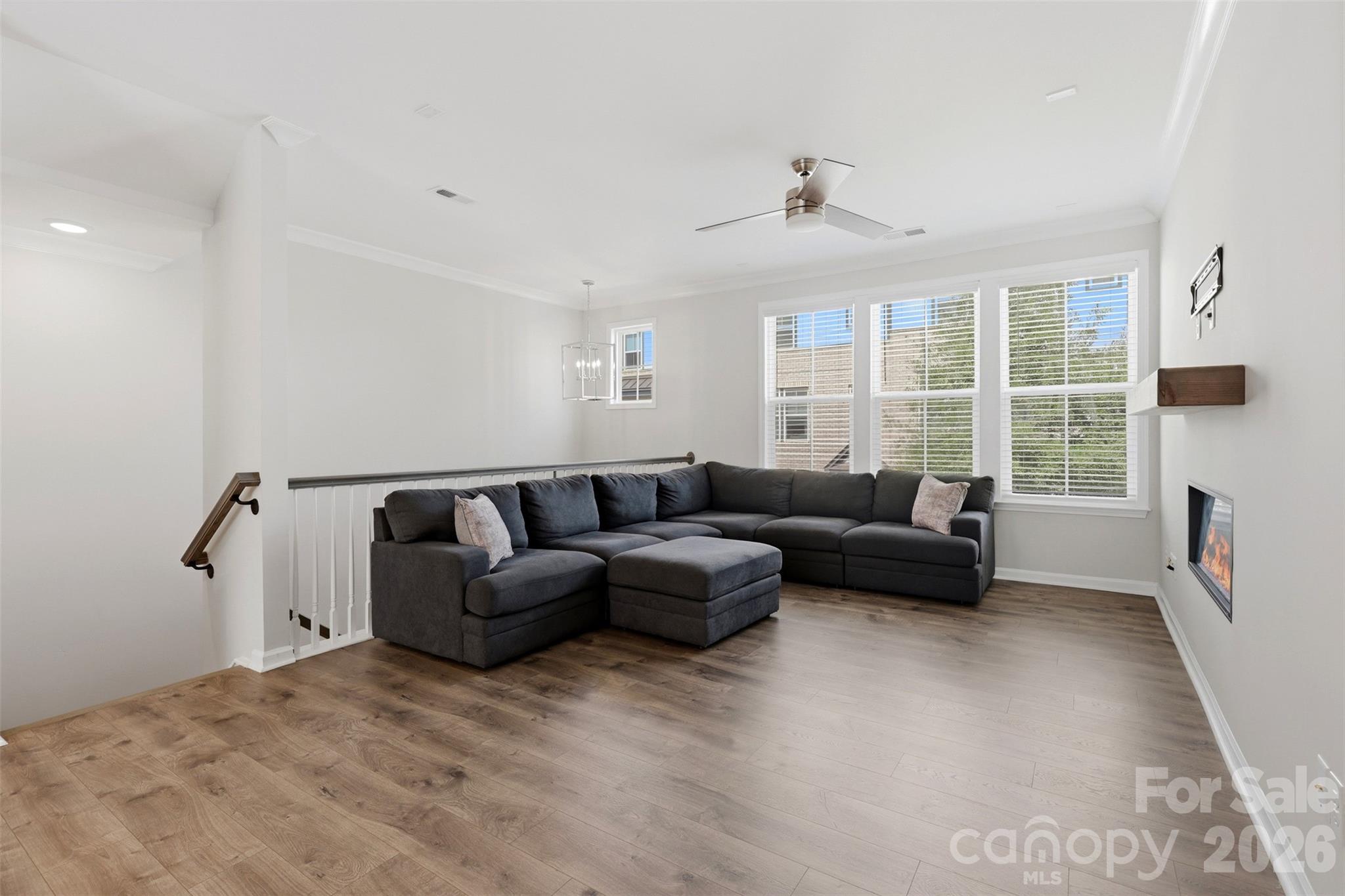 604 Tudor Park Way Property Photo 15