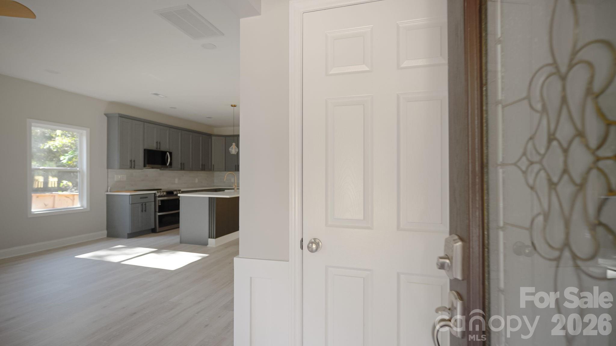 501 Granby Circle A Property Photo 5