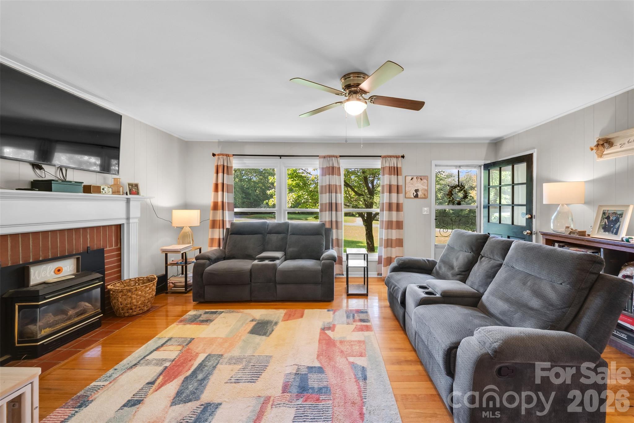 37631 Saw Mill Road Property Photo 8