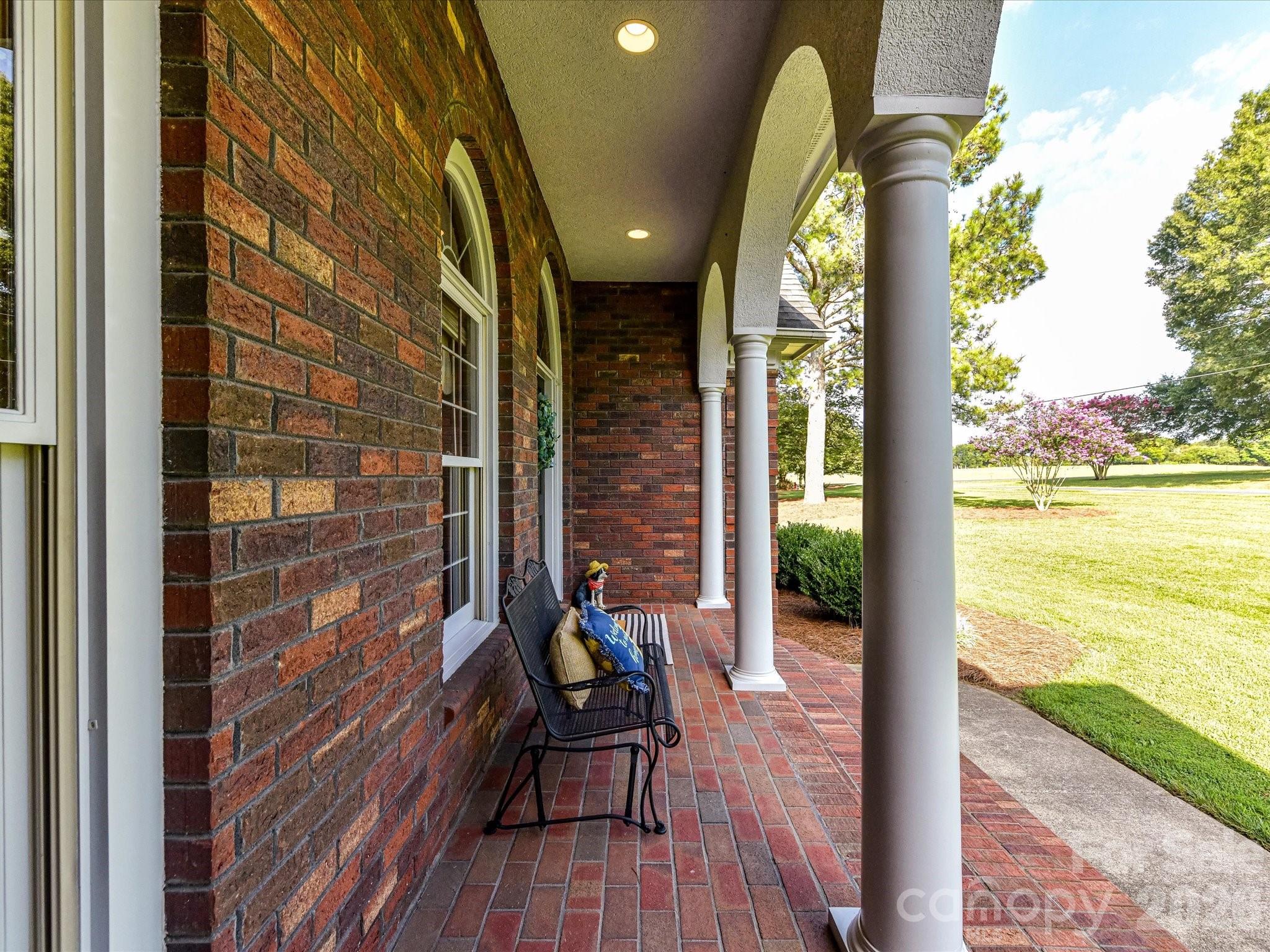 279 James Road Property Photo 5
