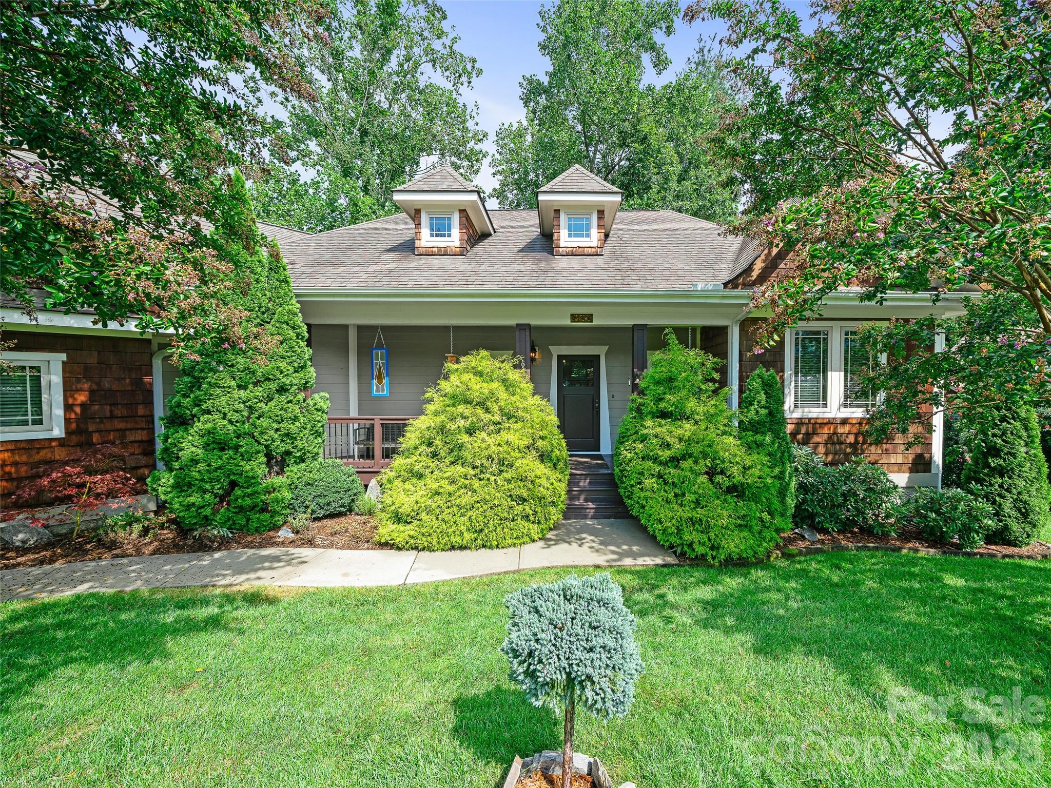 6 Oak Springs Drive Property Photo 1