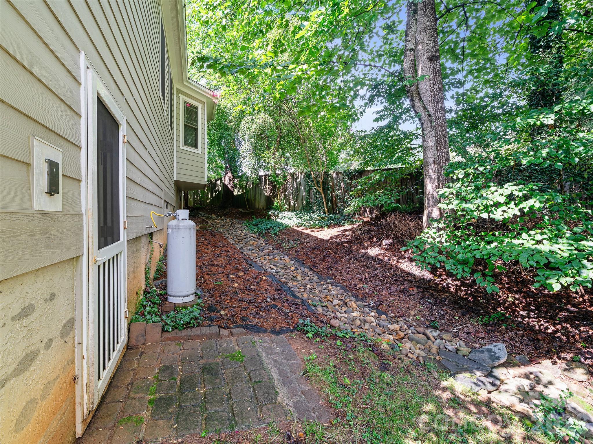 6 Oak Springs Drive Property Photo 31