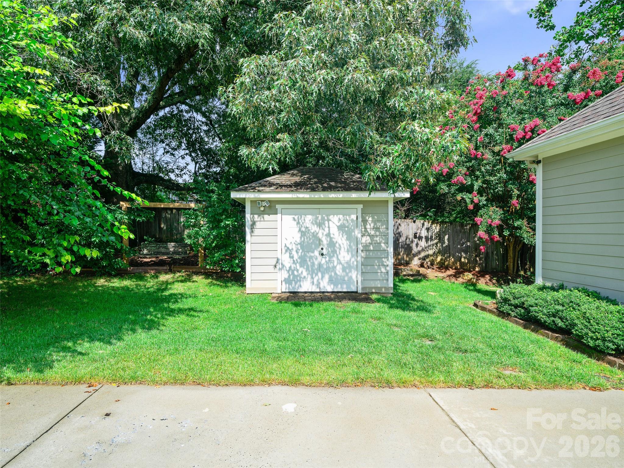 6 Oak Springs Drive Property Photo 35