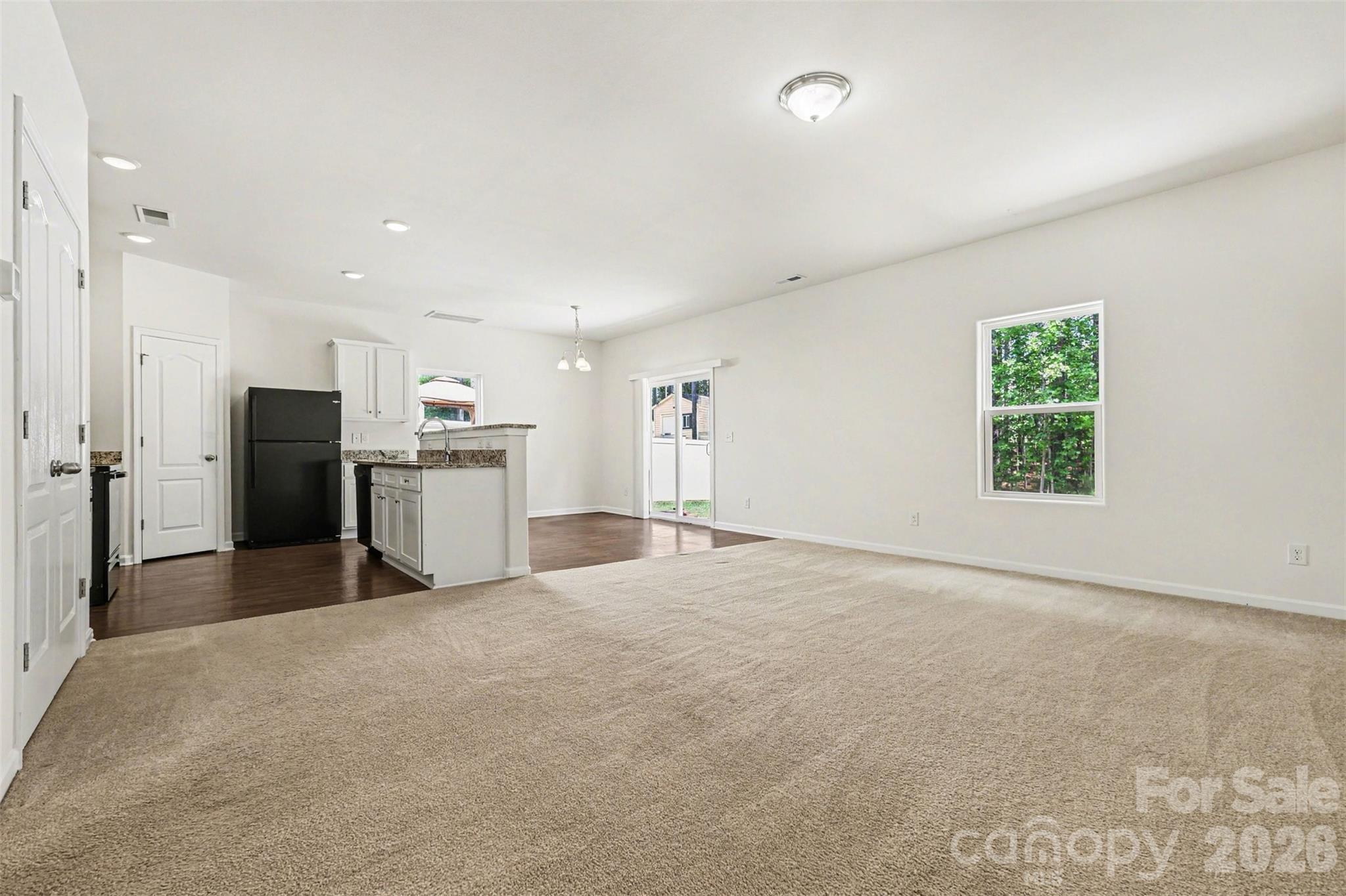 6414 Jerimoth Drive Property Photo 2