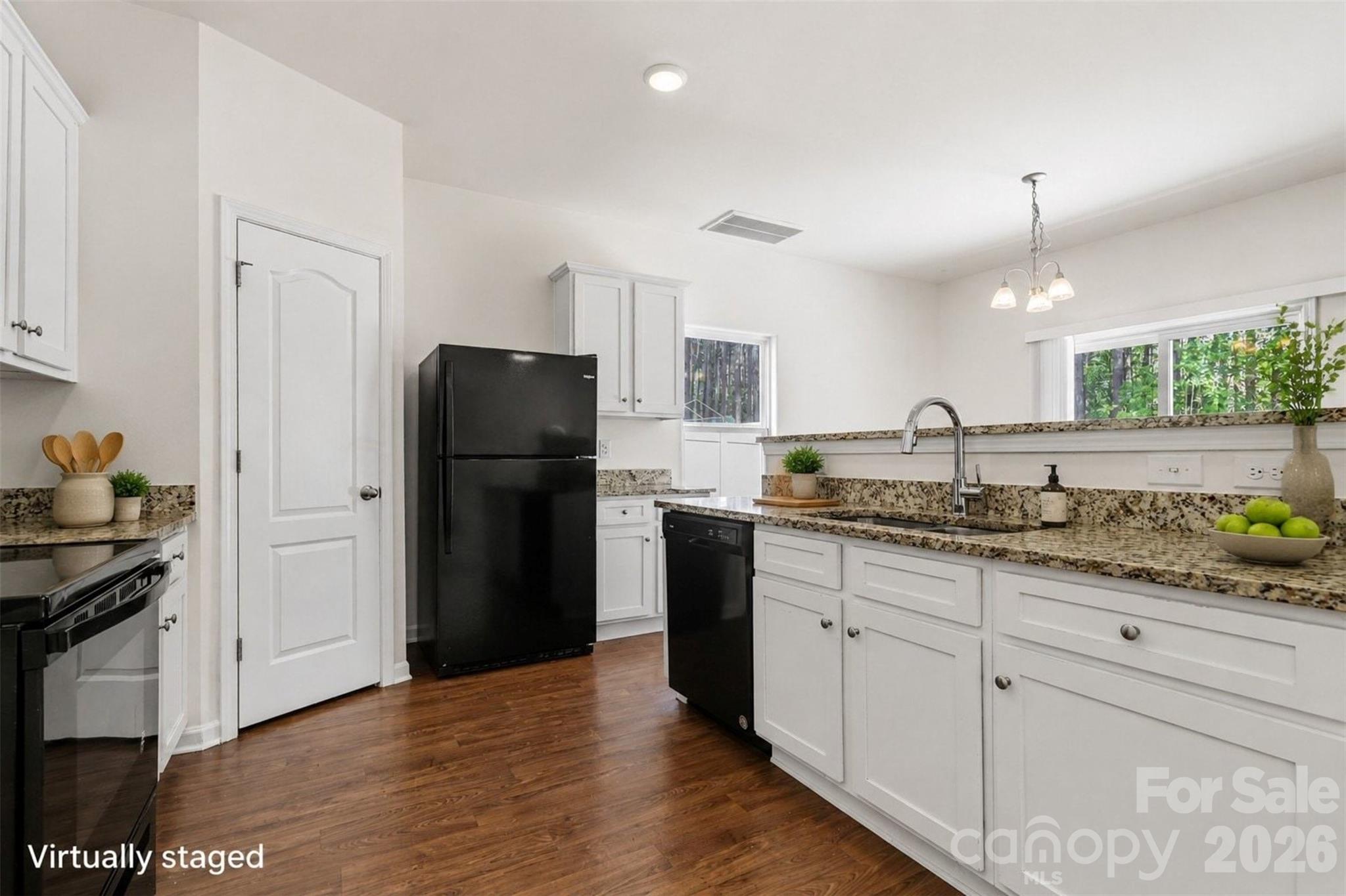 6414 Jerimoth Drive Property Photo 10