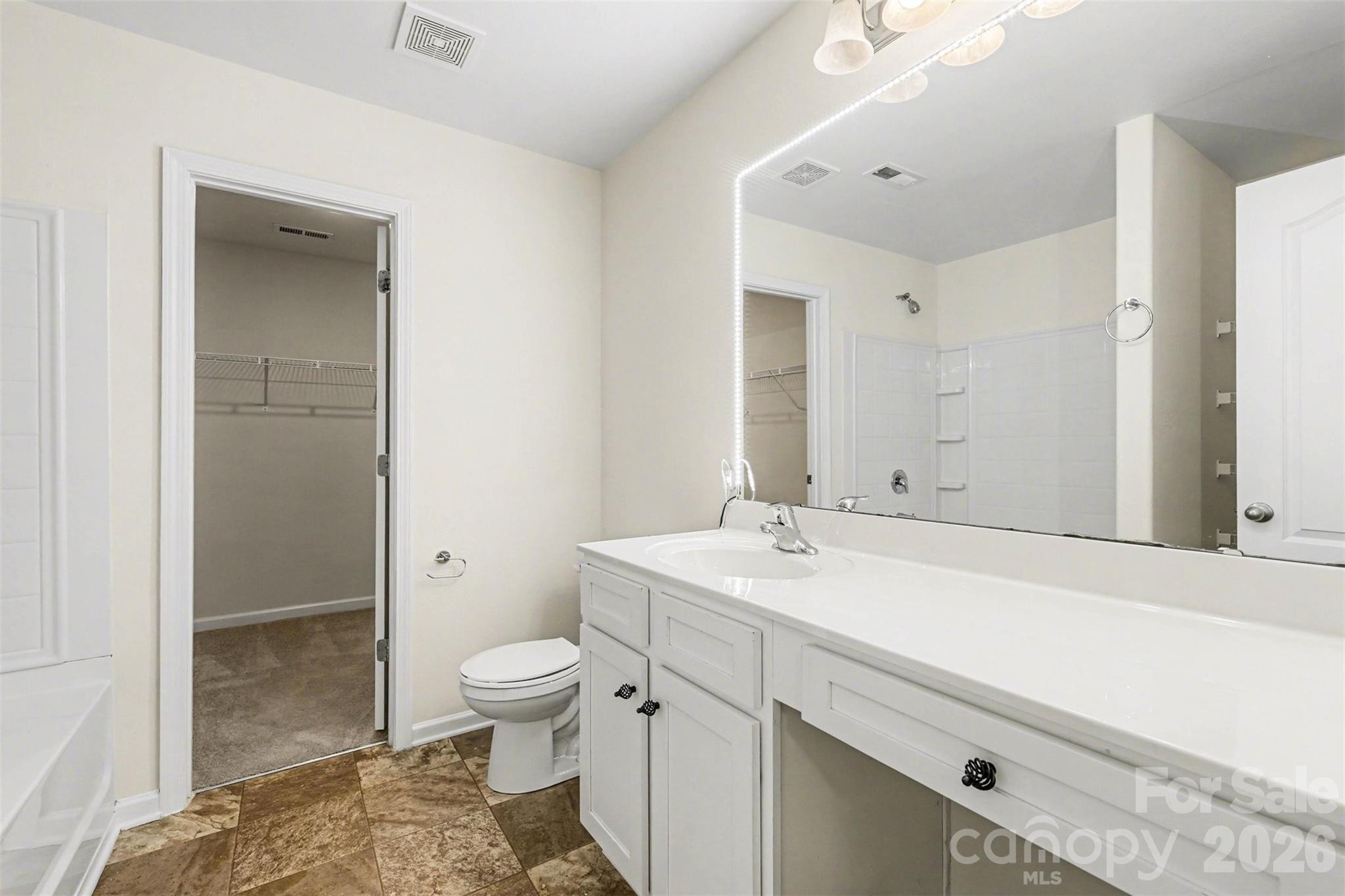 6414 Jerimoth Drive Property Photo 21