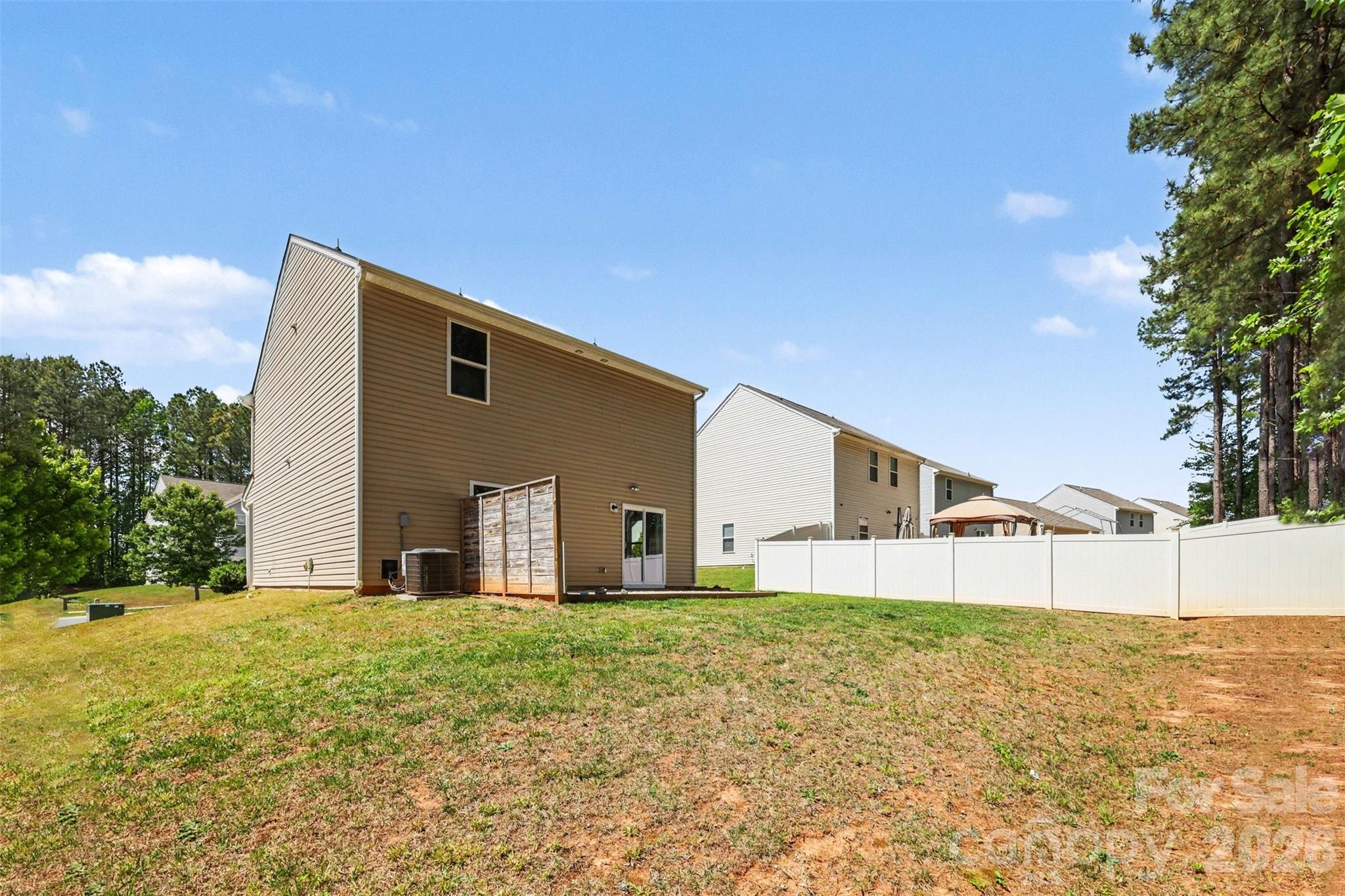 6414 Jerimoth Drive Property Photo 30