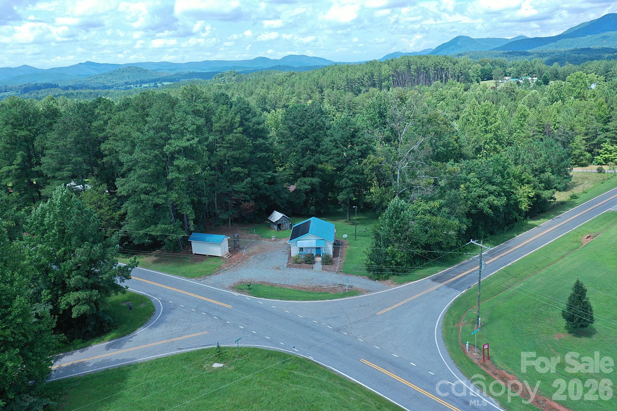 3392 Pearidge Road Property Photo 9